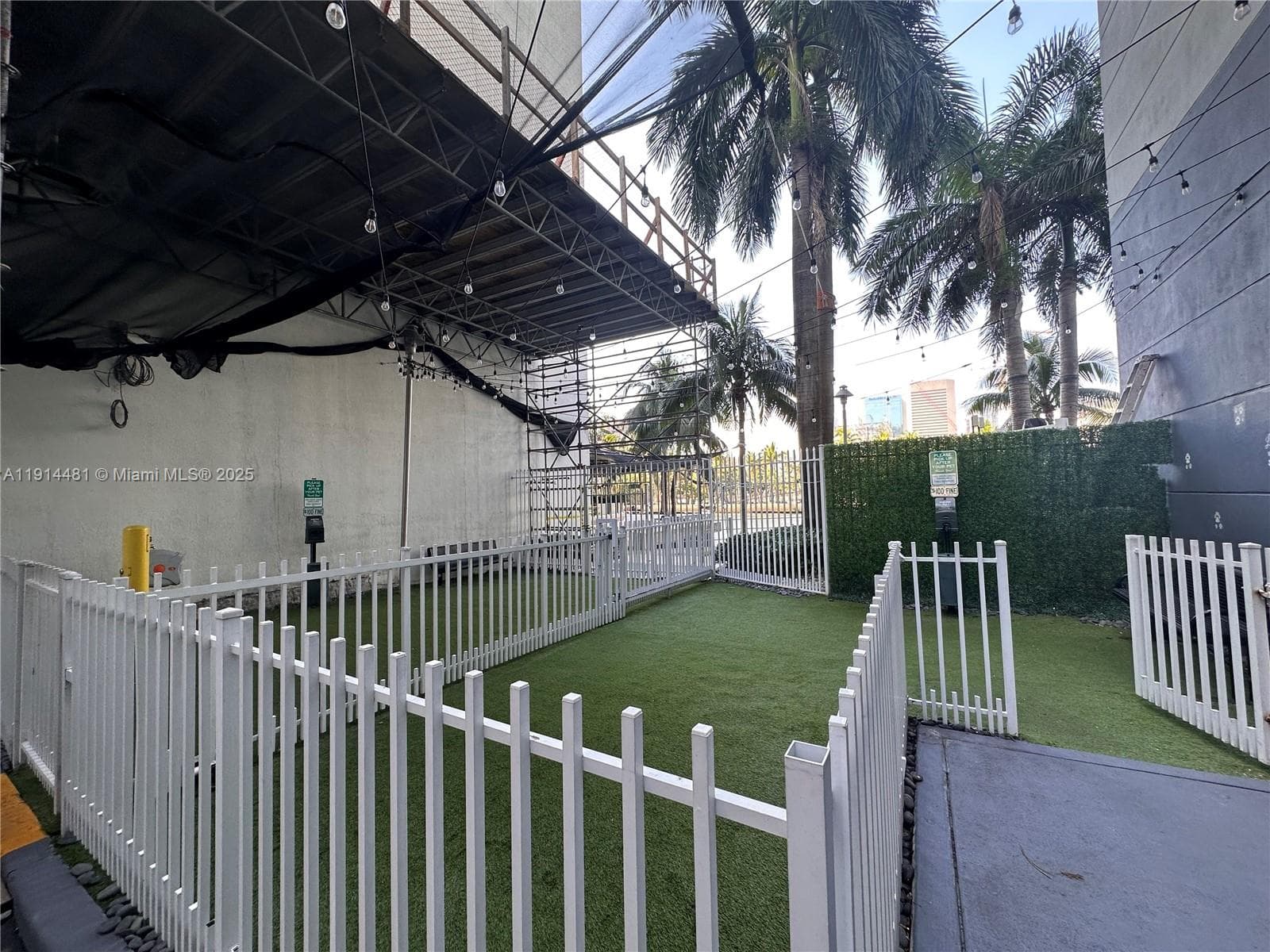 Pet Area