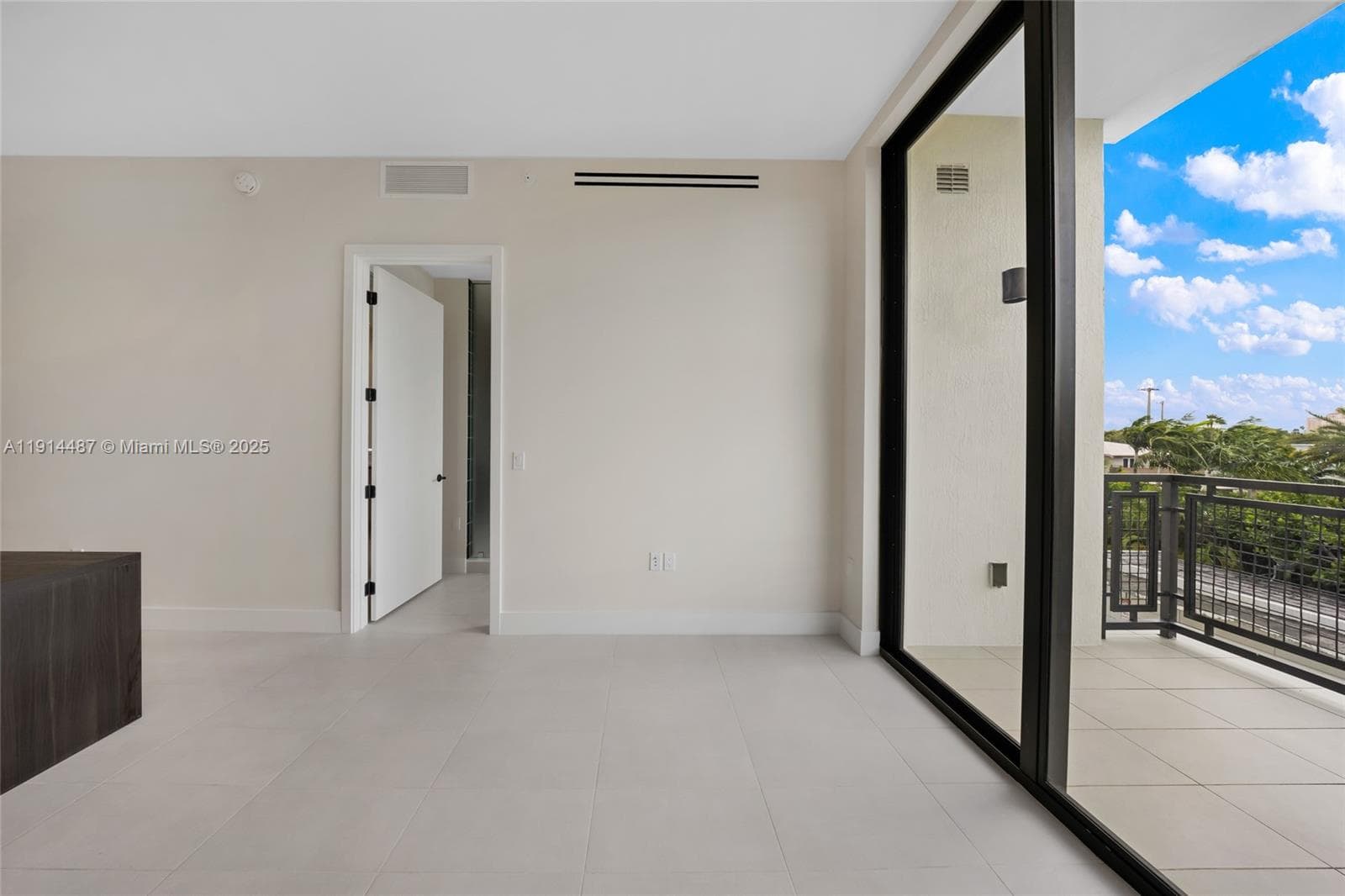 Ten30 · #306 in Miami Beach - Photo 6