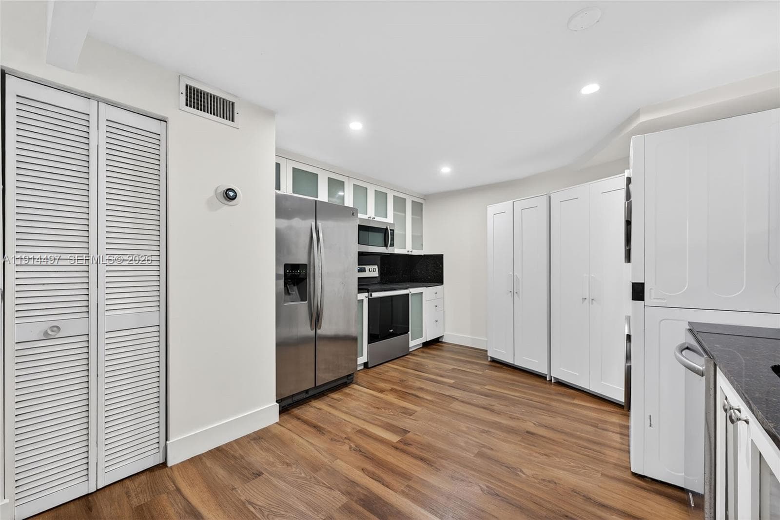 OCTAGON TOWERS I CONDO · #4A in Miami Beach - Photo 4