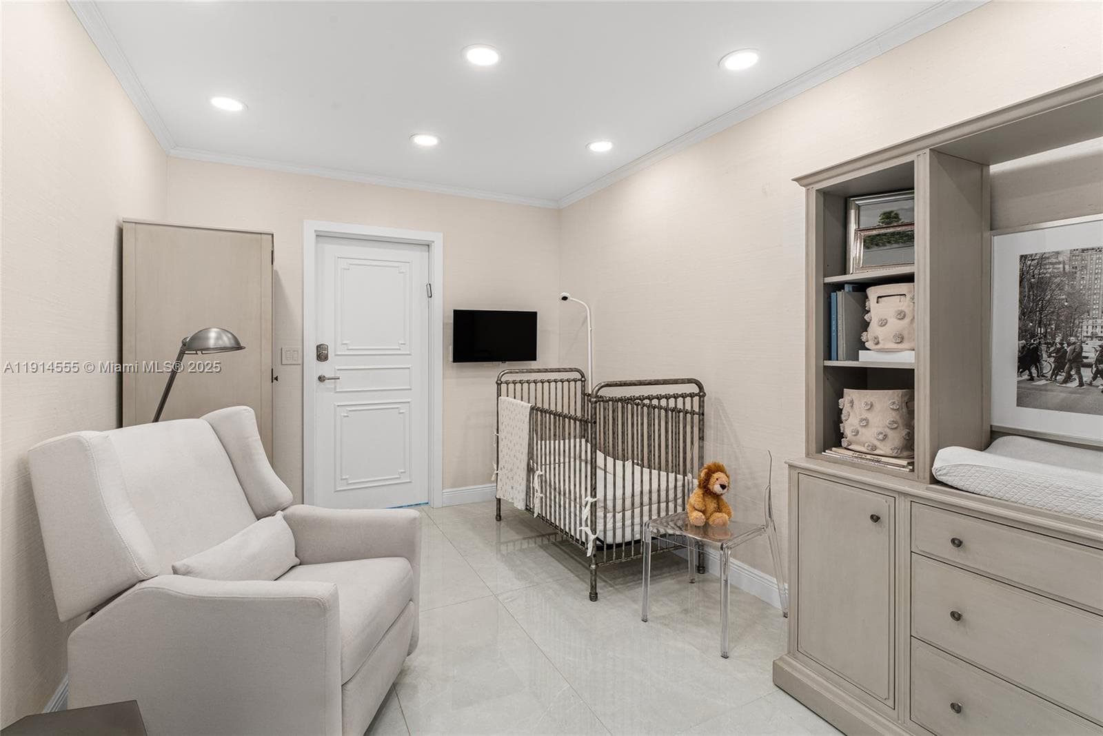 SAYAN CONDO · #UPH1 in Sunny Isles Beach - Photo 23