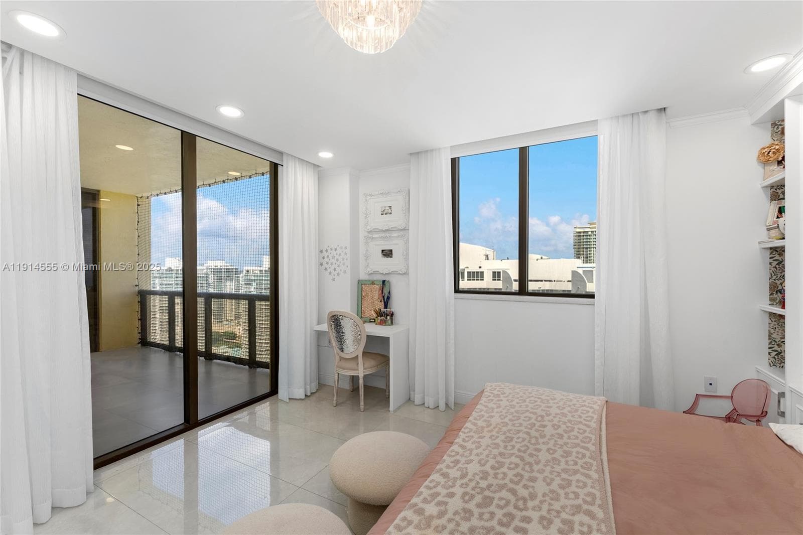 SAYAN CONDO · #UPH1 in Sunny Isles Beach - Photo 27