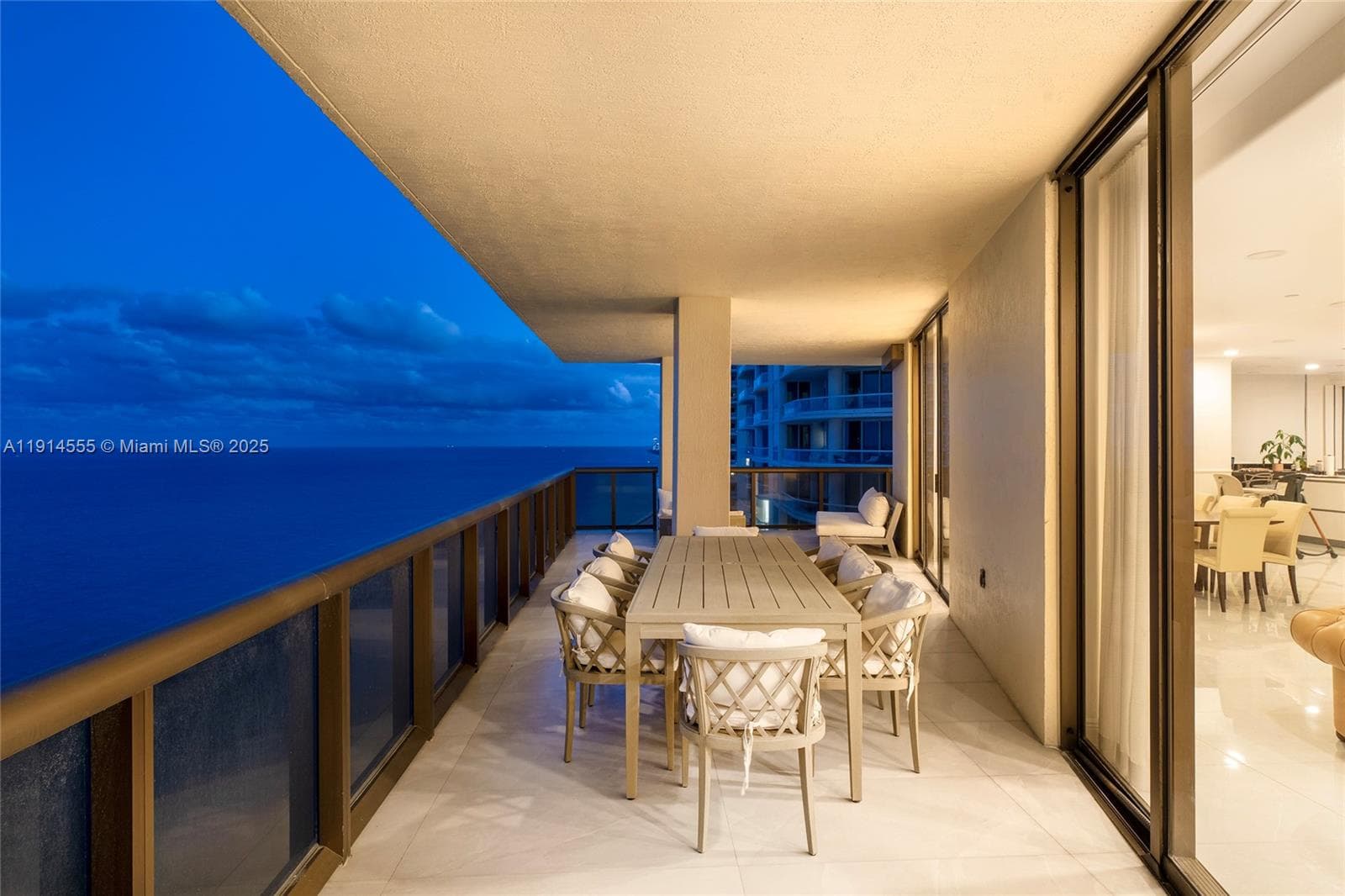 SAYAN CONDO · #UPH1 in Sunny Isles Beach - Photo 6