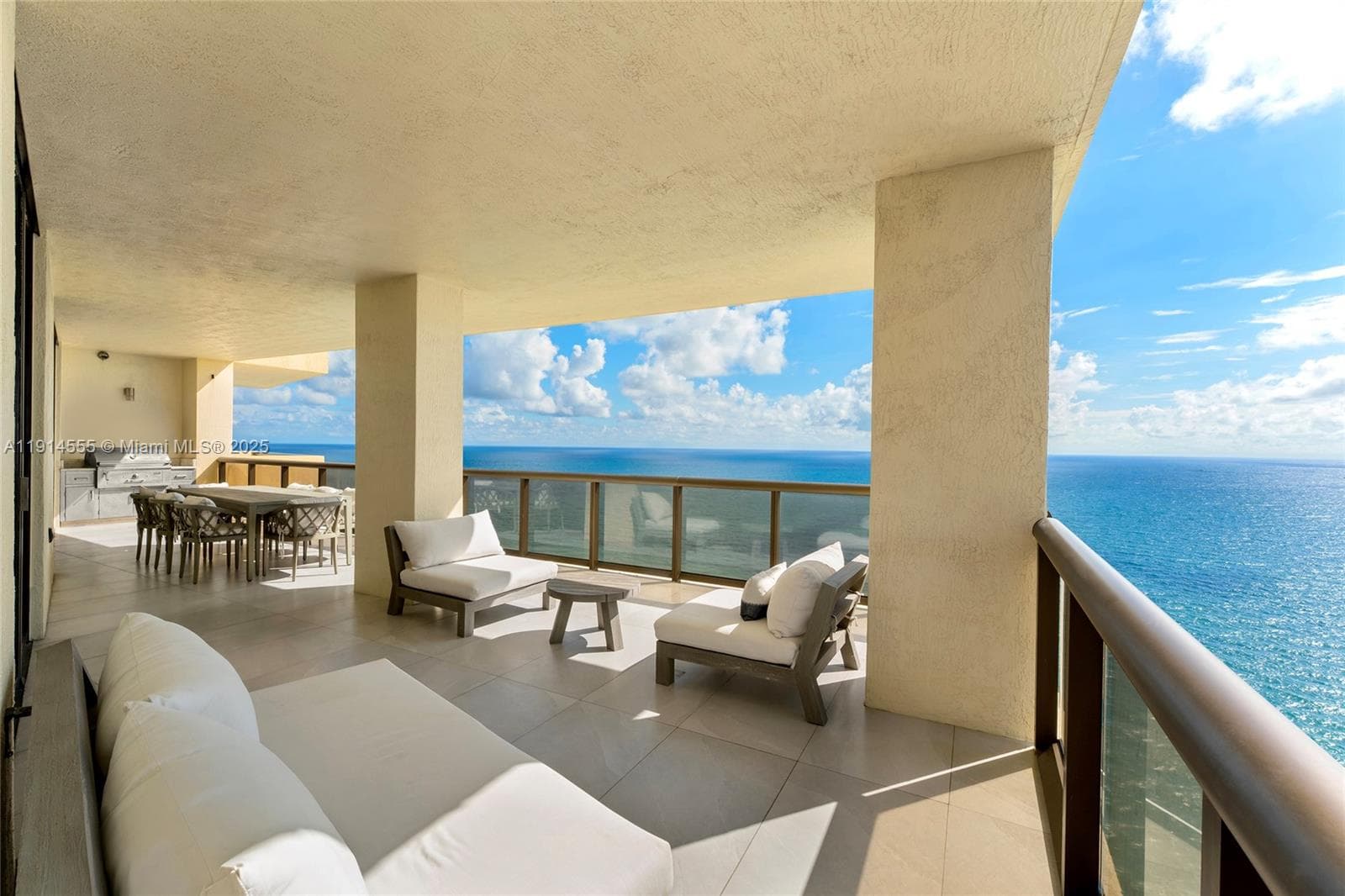 SAYAN CONDO · #UPH1 in Sunny Isles Beach - Photo 13
