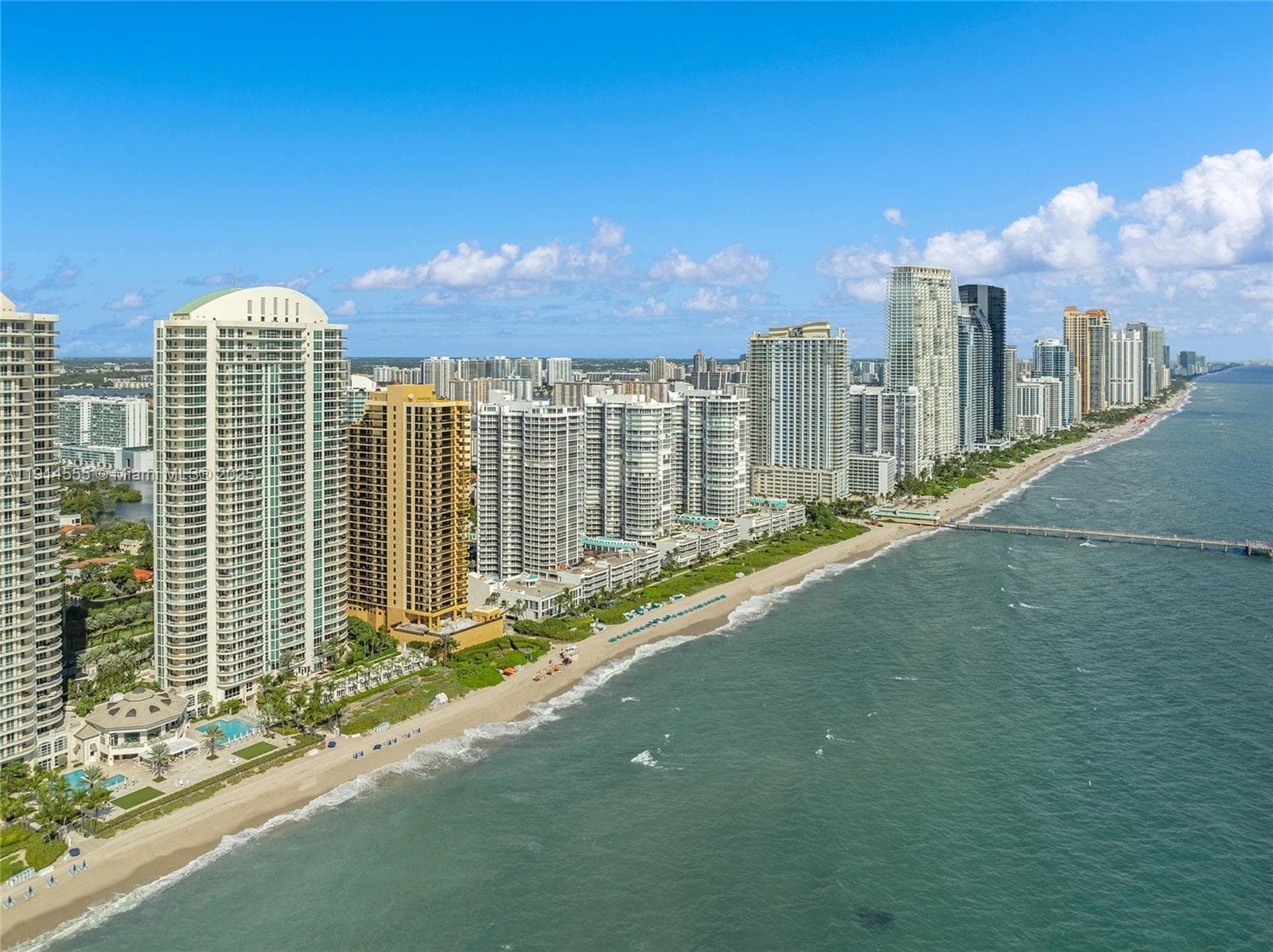 SAYAN CONDO · #UPH1 in Sunny Isles Beach - Photo 50