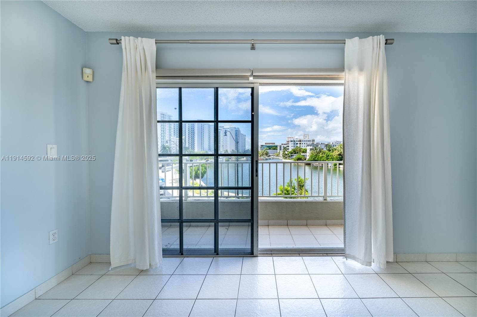 LAKE BEACH CLUB CONDO · #308 in Miami Beach - Photo 16