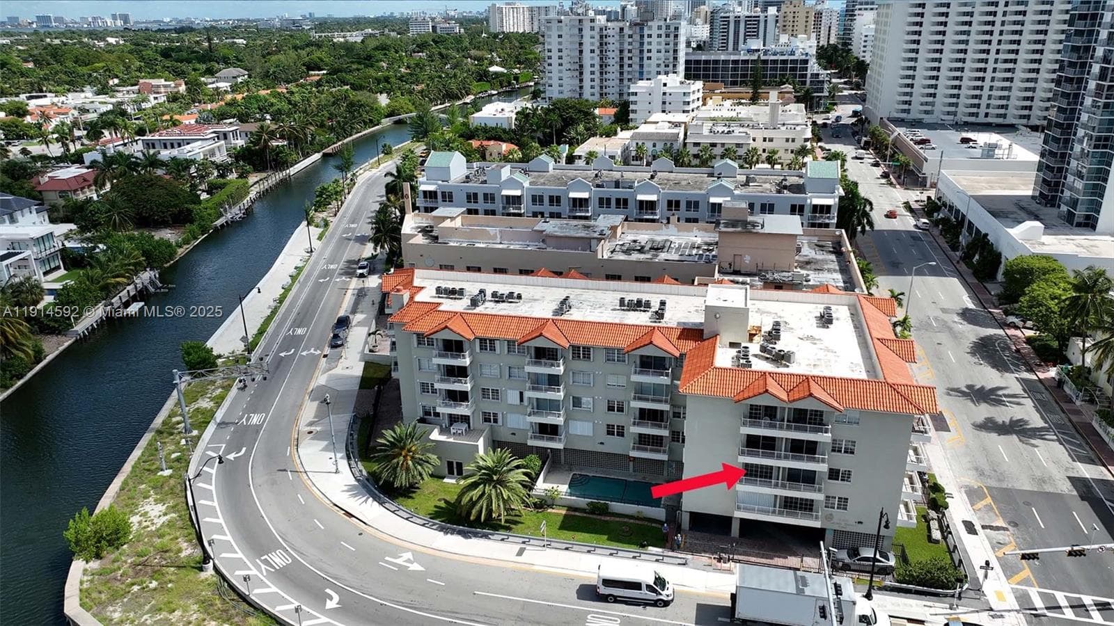 LAKE BEACH CLUB CONDO · #308 in Miami Beach - Photo 36