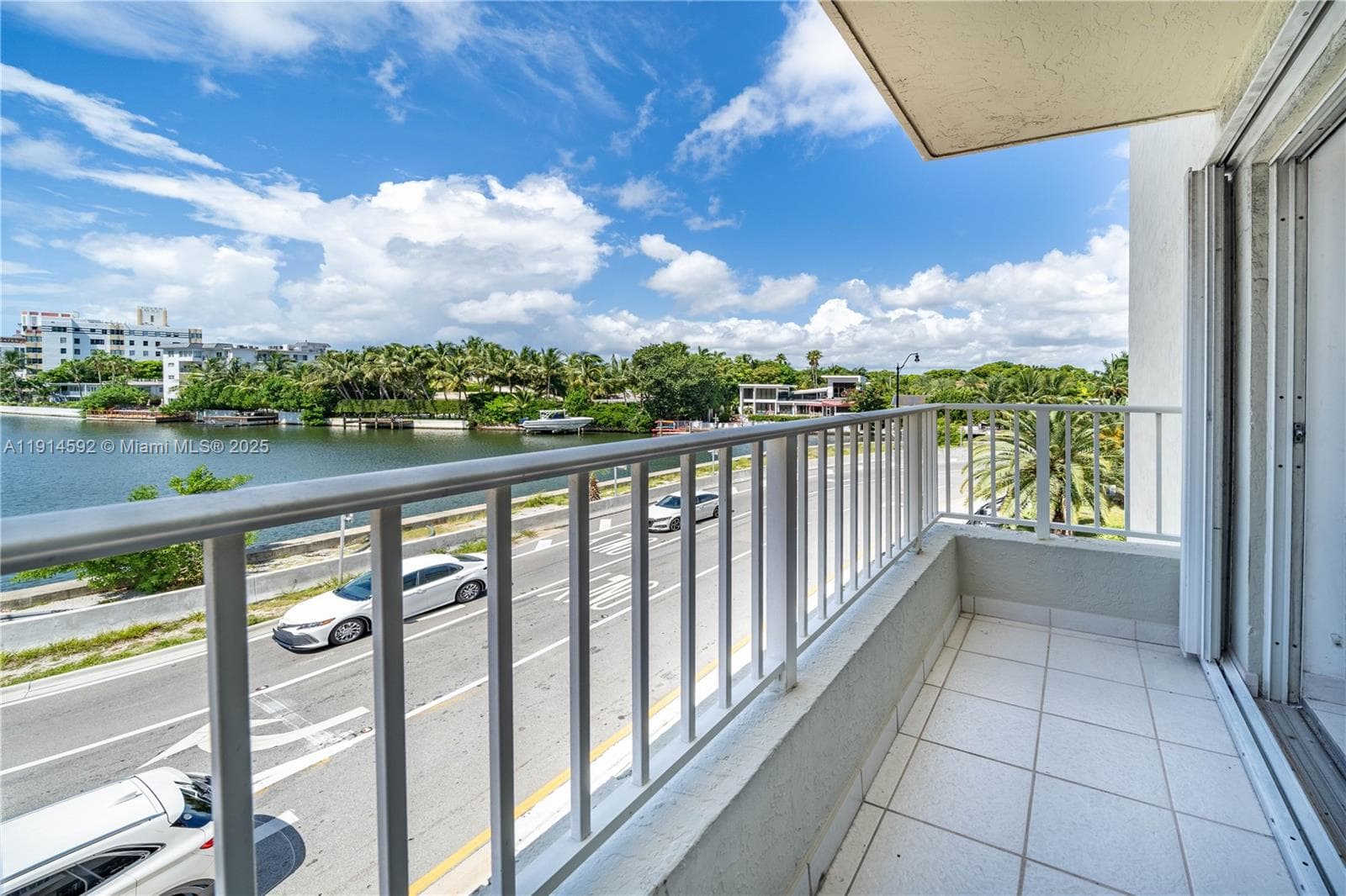 LAKE BEACH CLUB CONDO · #308 in Miami Beach - Photo 14