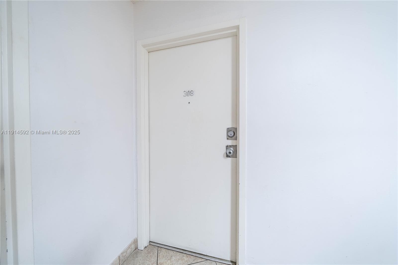 LAKE BEACH CLUB CONDO · #308 in Miami Beach - Photo 8