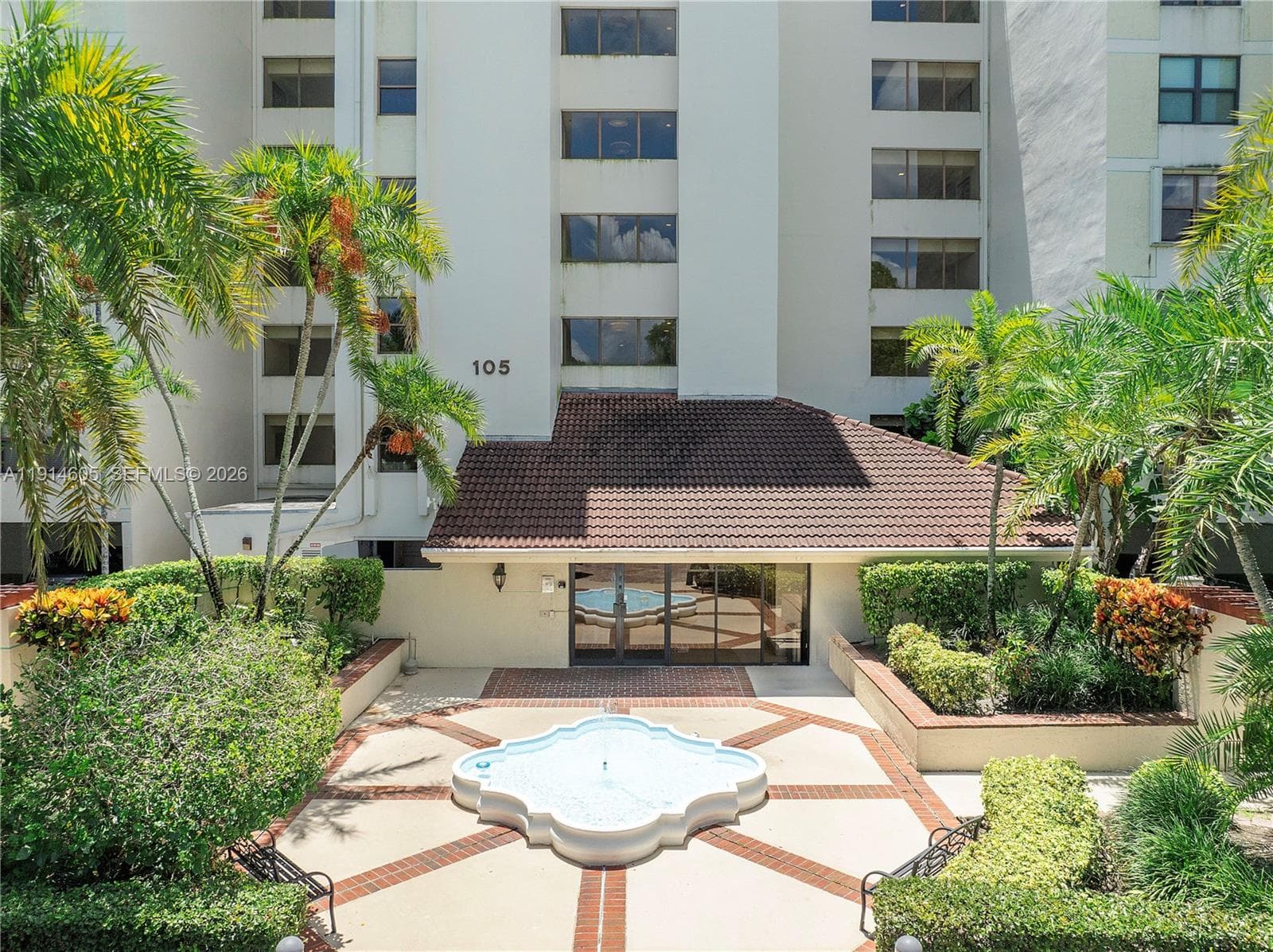 Lake Emerald · #216 in Oakland Park - Photo 32