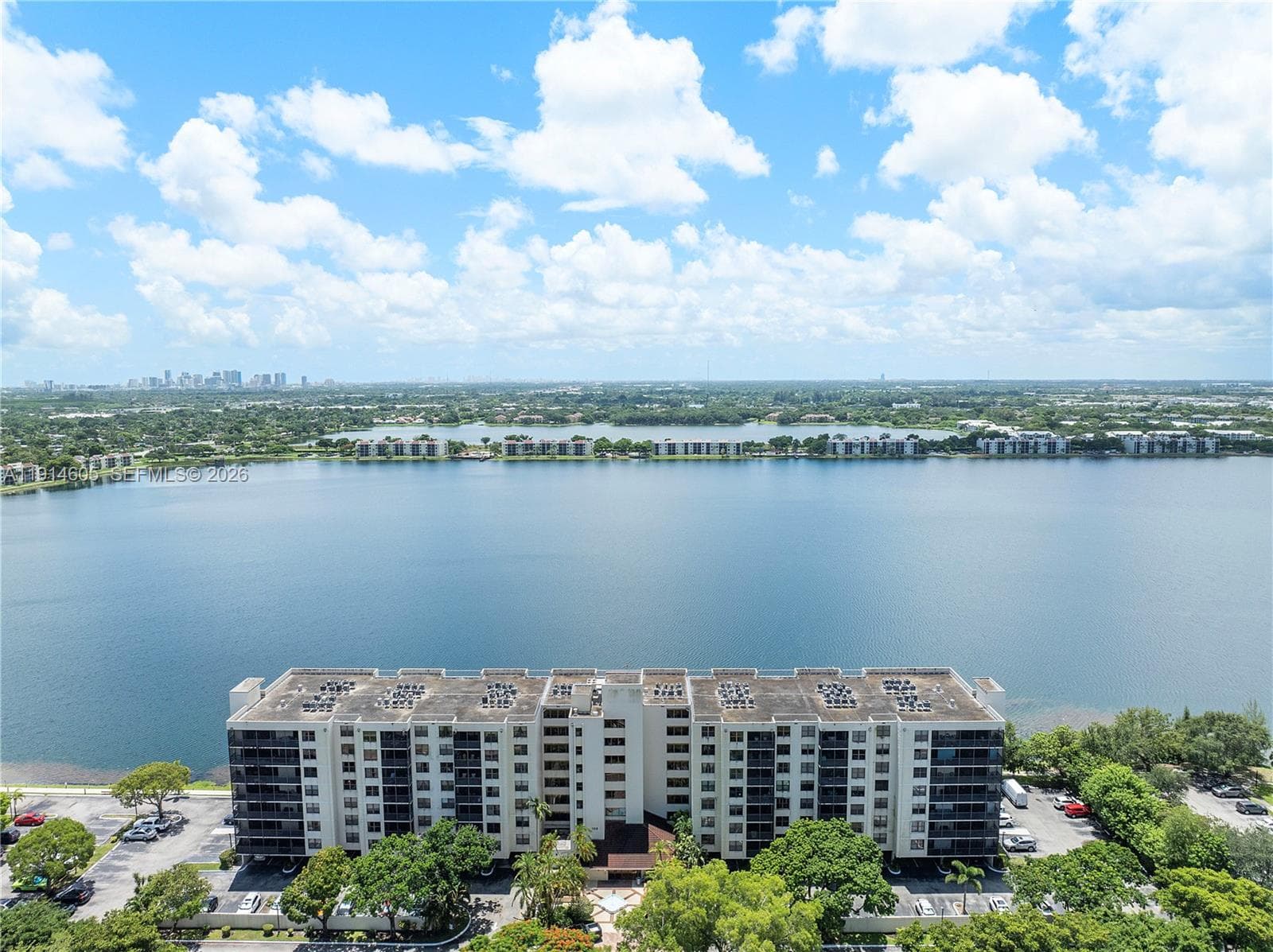 Lake Emerald · #216 in Oakland Park - Photo 39