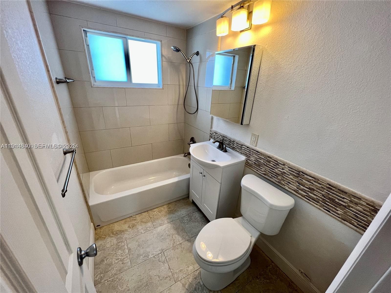 FAIRMONT HOUSE · #45 in North Miami - Photo 12