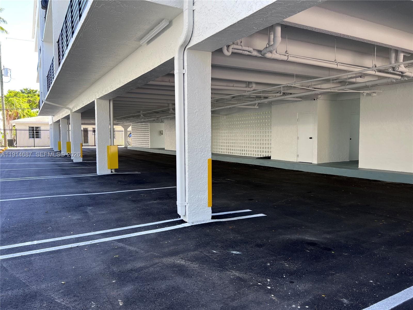 Lenox Plaza · #202 in Miami Beach - Photo 11