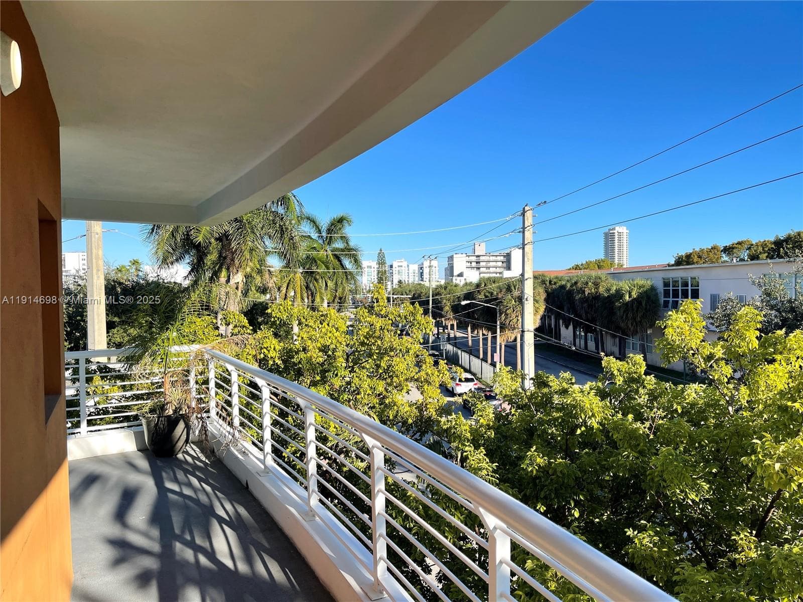 TATUM WATERWAY SUB · #301 in Miami Beach - Photo 14