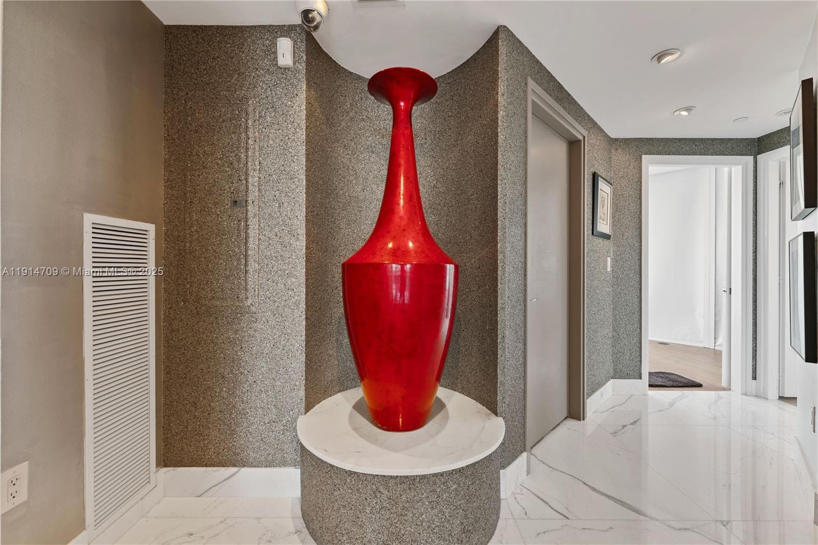 6000 INDIAN CREEK CONDO · #PH 2501 in Miami Beach - Photo 15