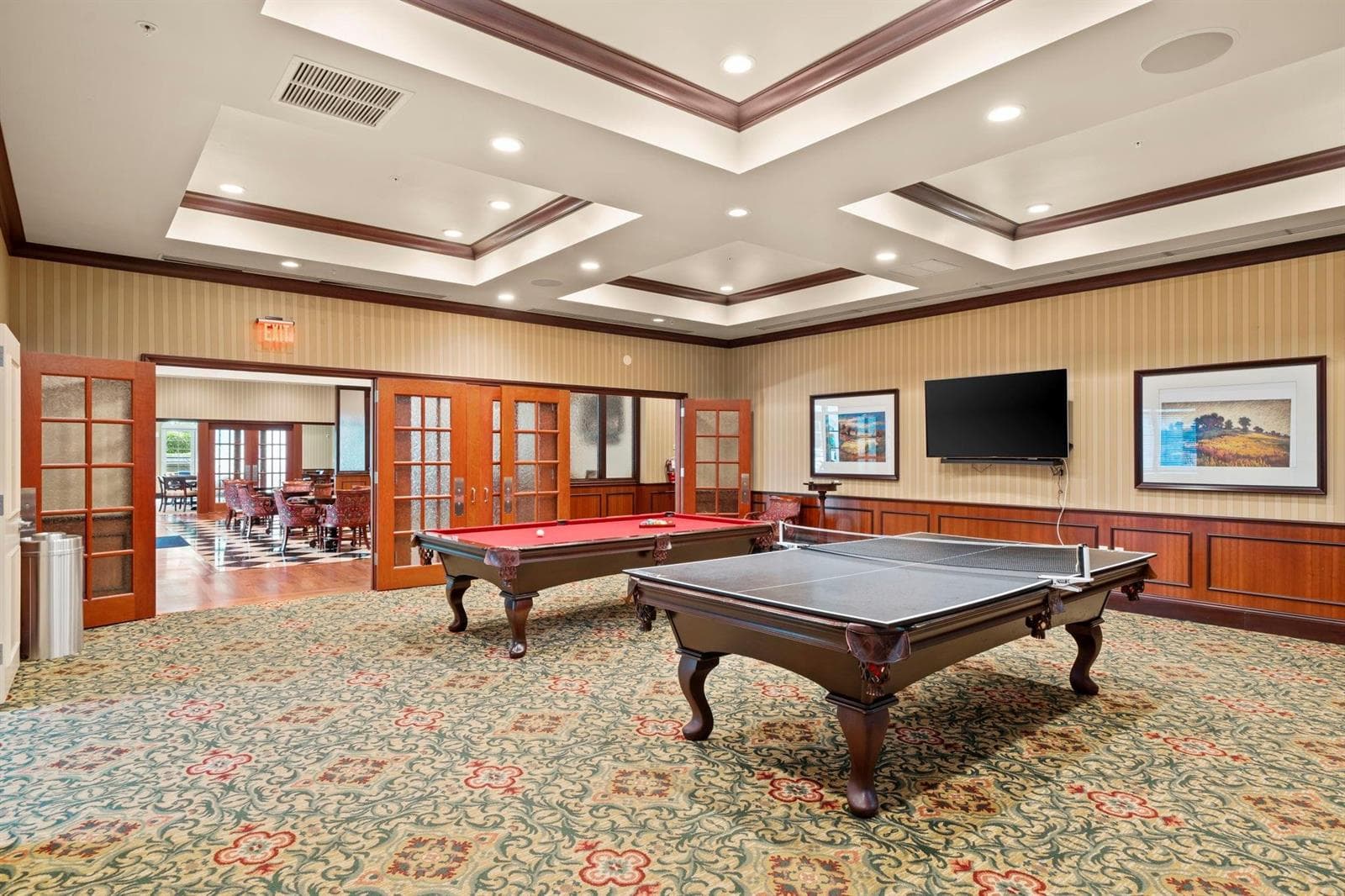 Resident's Club Room