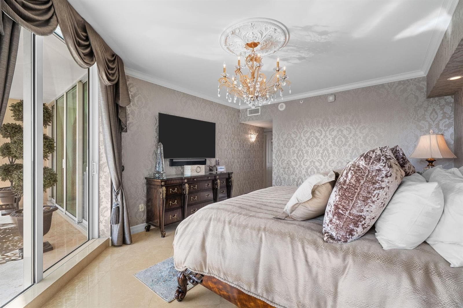 Primary Suite