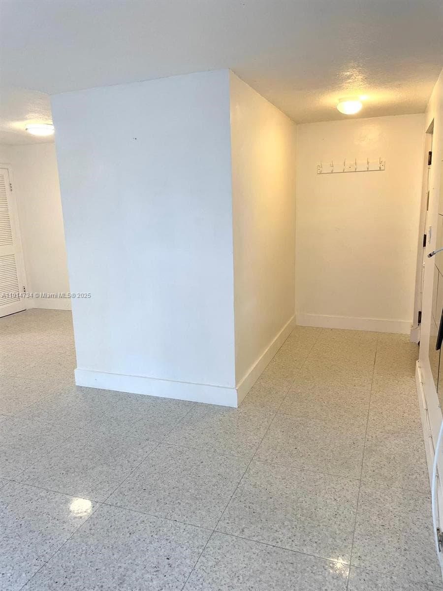 6424 COLLINS BLDG CONDO · #204 in Miami Beach - Photo 2