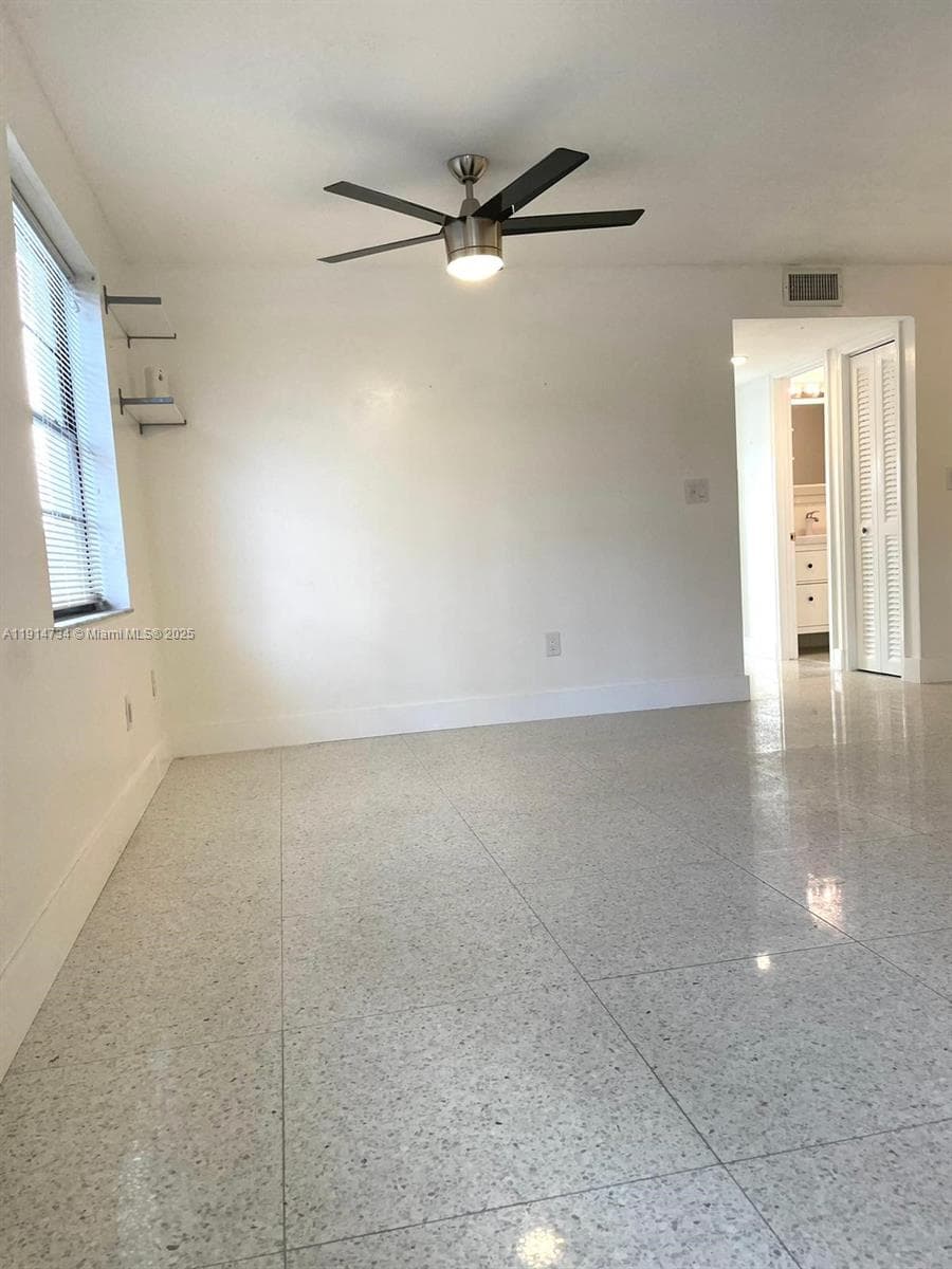 6424 COLLINS BLDG CONDO · #204 in Miami Beach - Photo 3