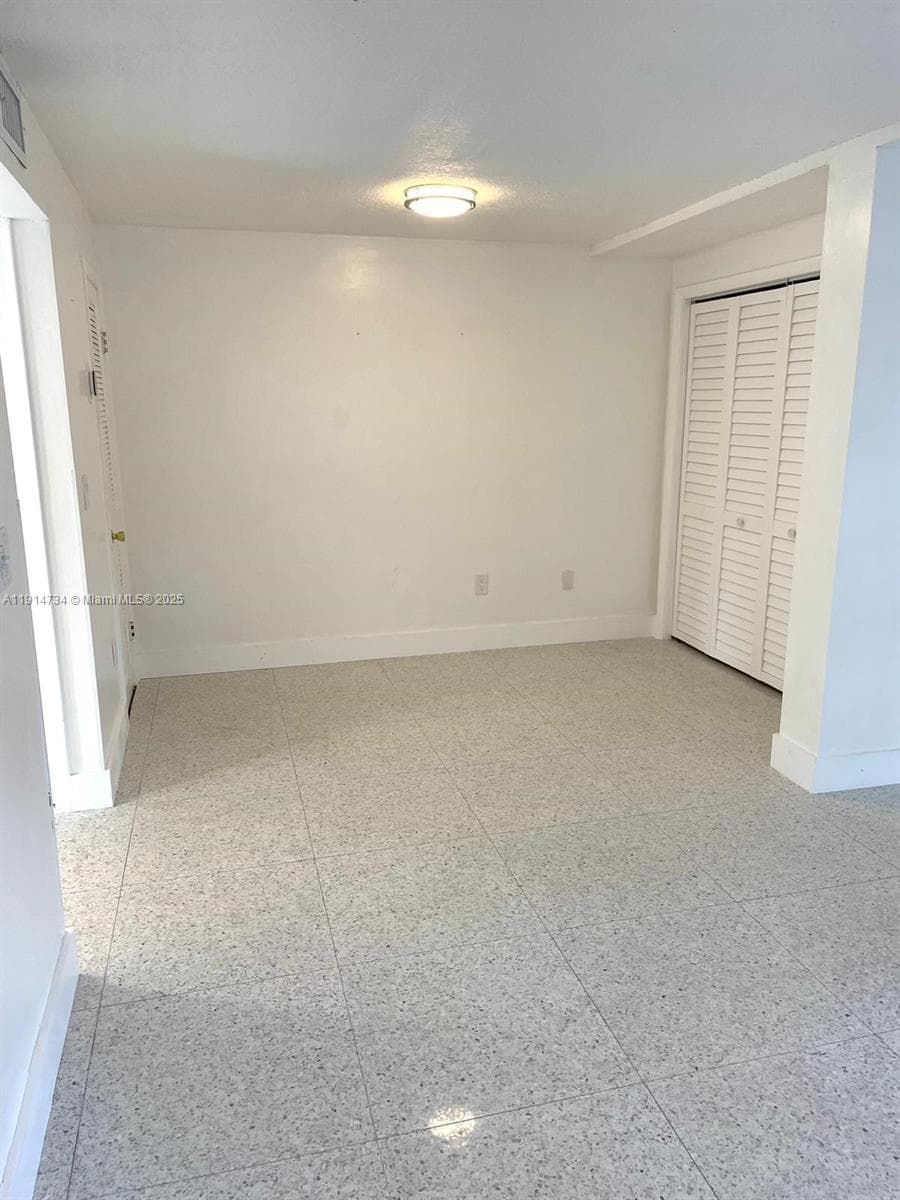 6424 COLLINS BLDG CONDO · #204 in Miami Beach - Photo 4