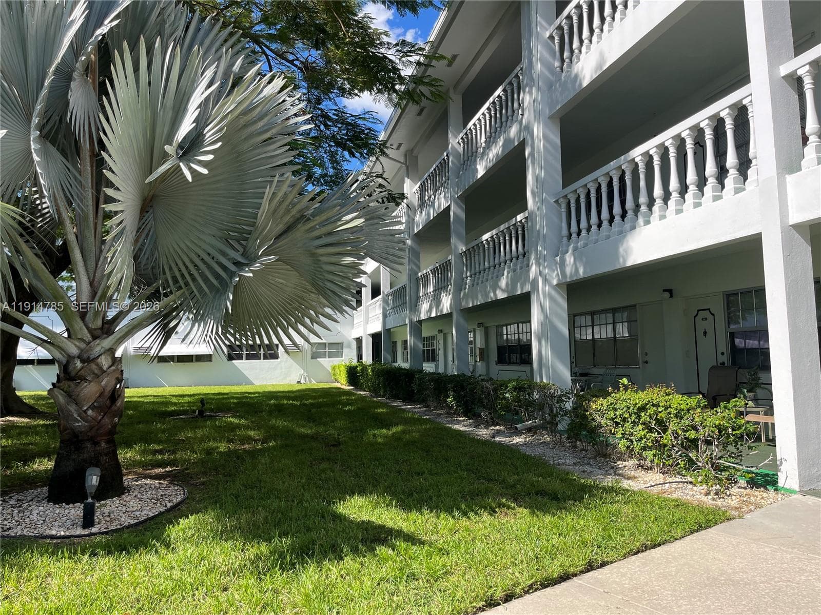 Maybury Mansions Condo · #F109 in Fort Lauderdale - Photo 16