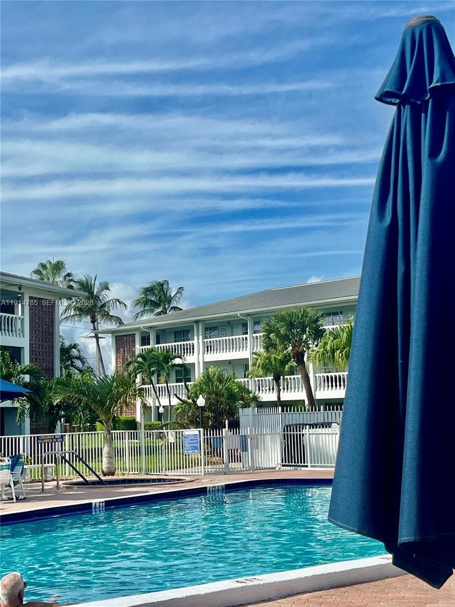 Maybury Mansions Condo · #F109 in Fort Lauderdale - Photo 4