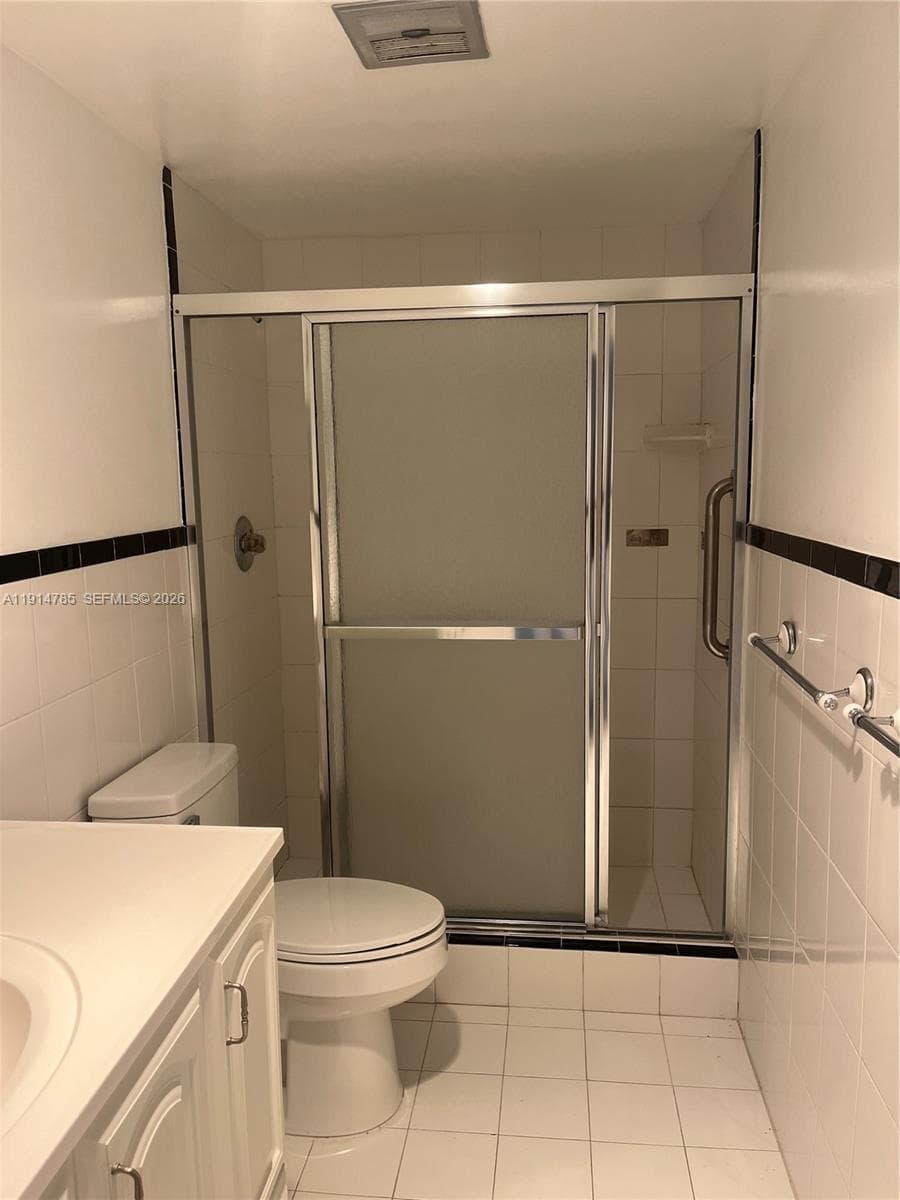 Maybury Mansions Condo · #F109 in Fort Lauderdale - Photo 8