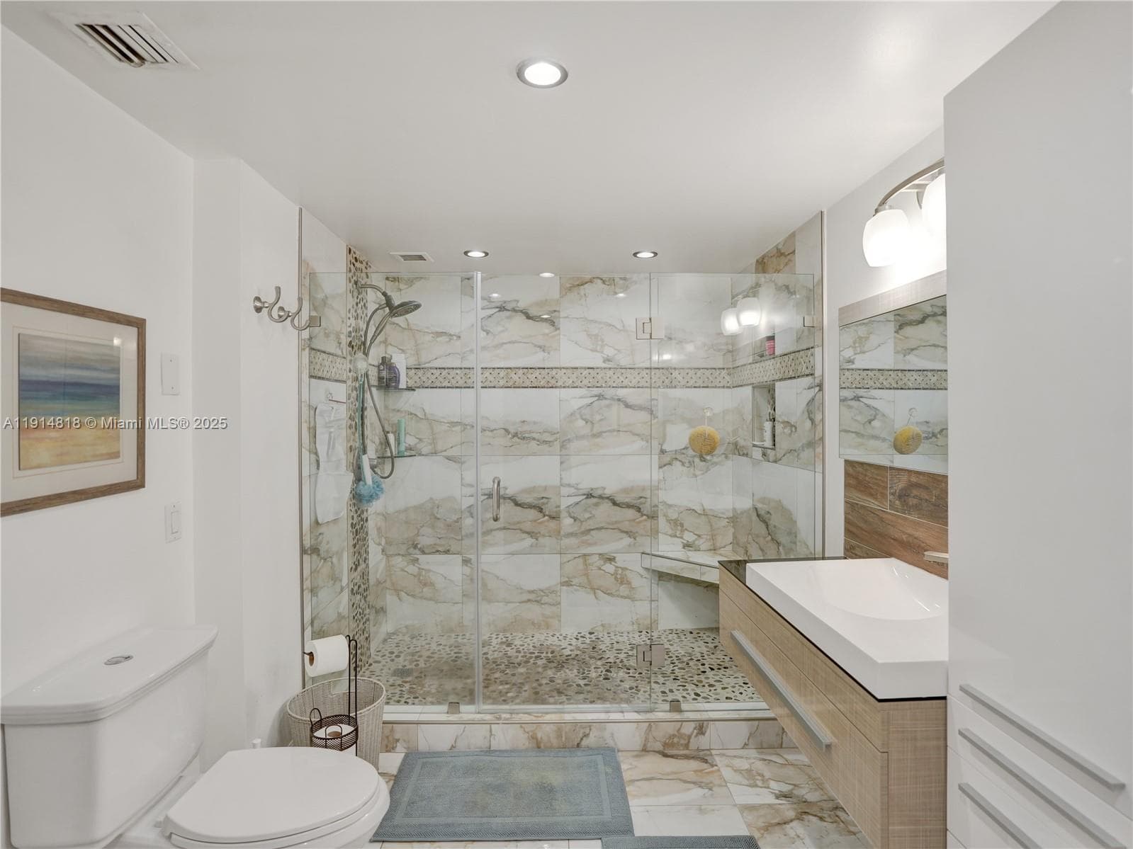 Hillcrest · #1204 in Hollywood - Photo 31