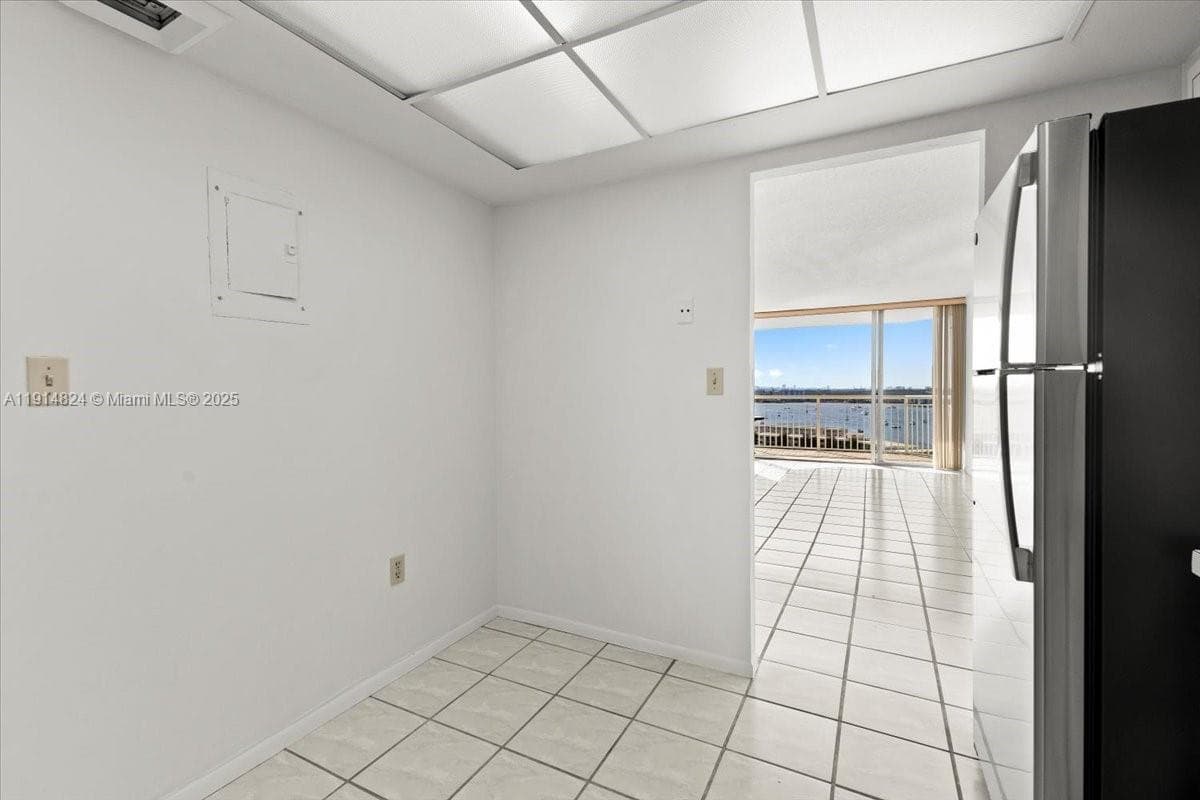 DEL PRADO · #1603 in Aventura - Photo 9