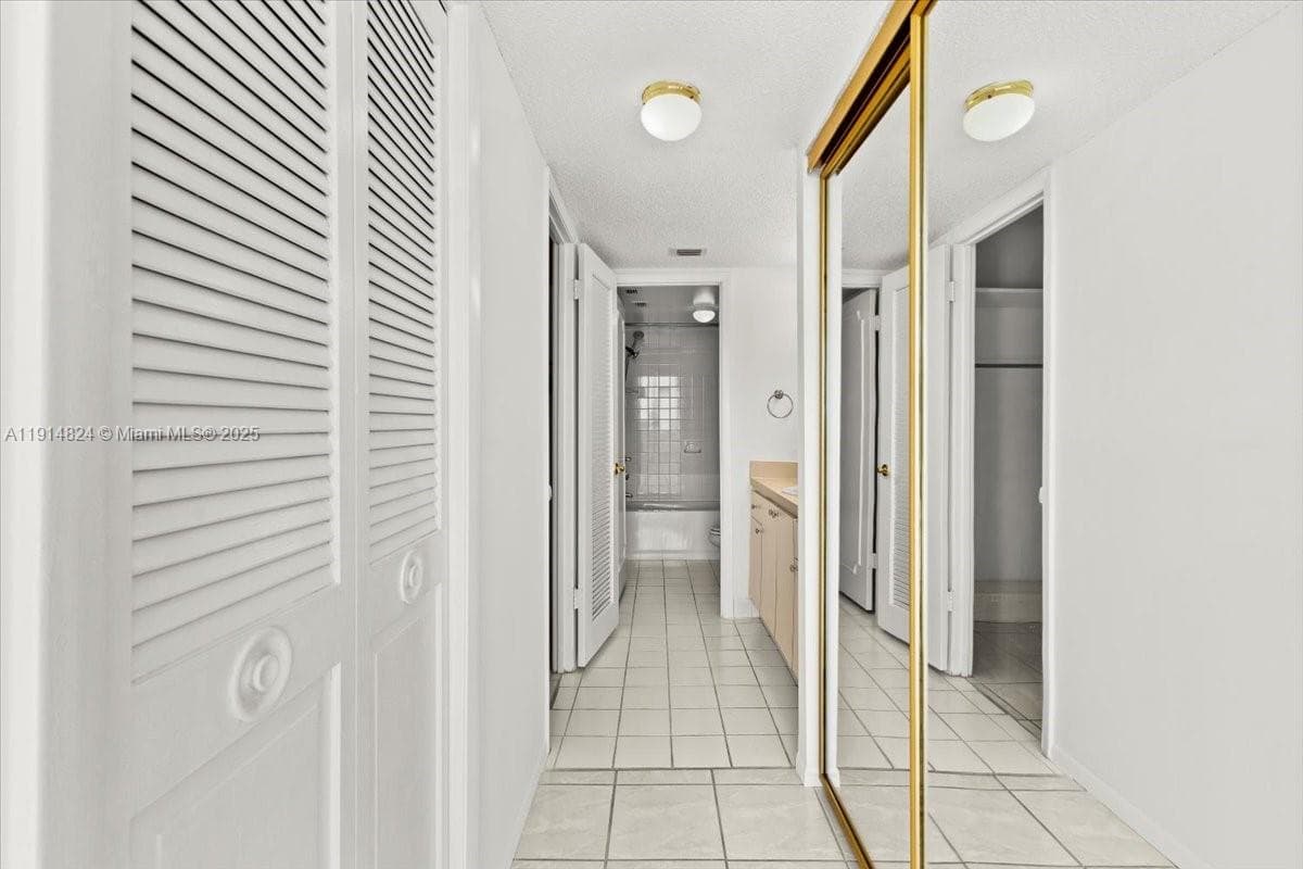 DEL PRADO · #1603 in Aventura - Photo 14