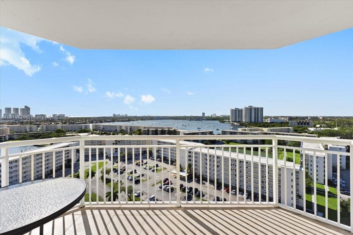 DEL PRADO · #1603 in Aventura - Photo 18