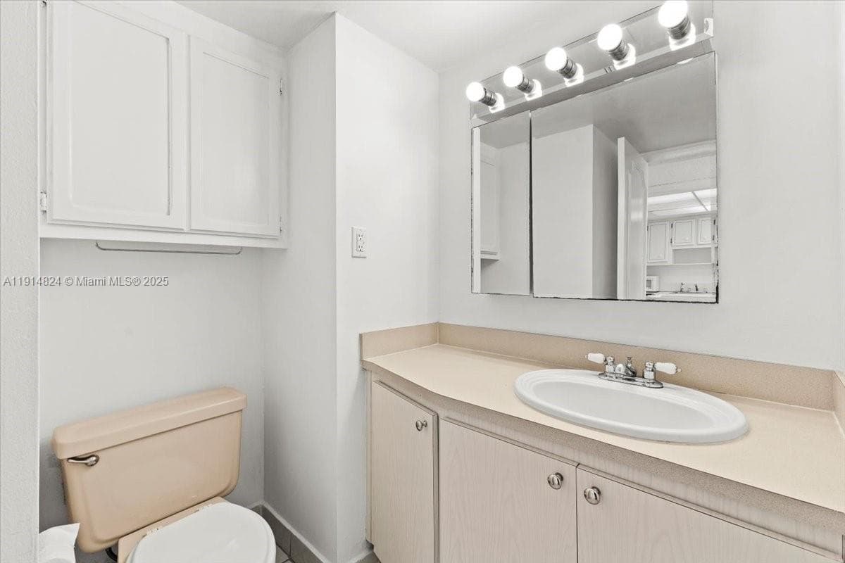 DEL PRADO · #1603 in Aventura - Photo 11