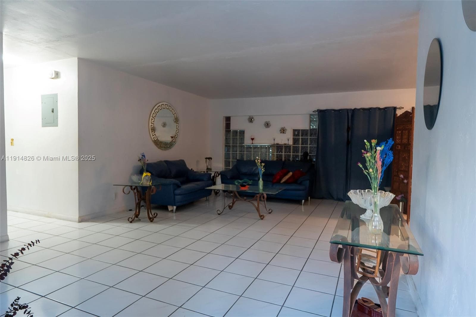 1021 SW 31st Ave photo 5