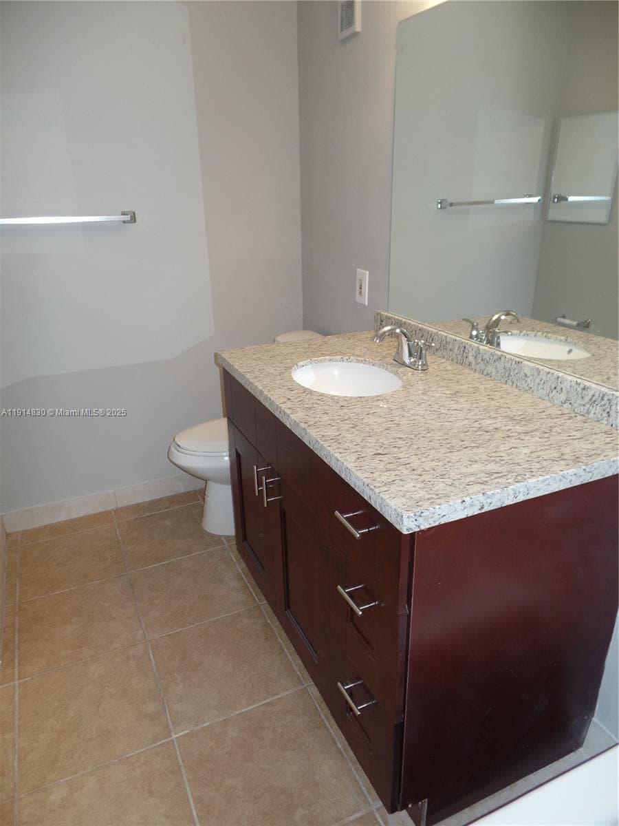 SAILBOAT POINTE CONDO · #1209 in Oakland Park - Photo 8
