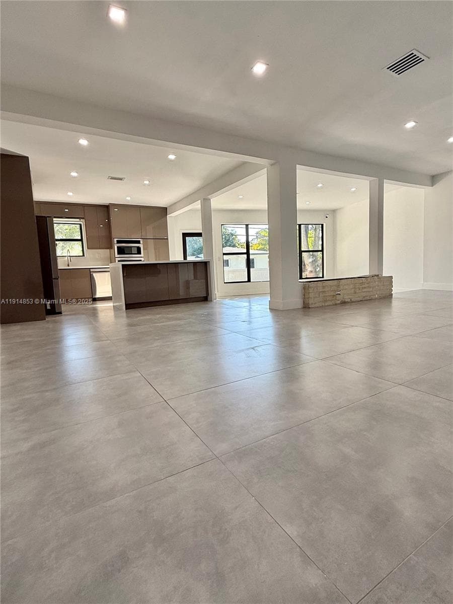 12615 N Miami Ave #12615 photo 12