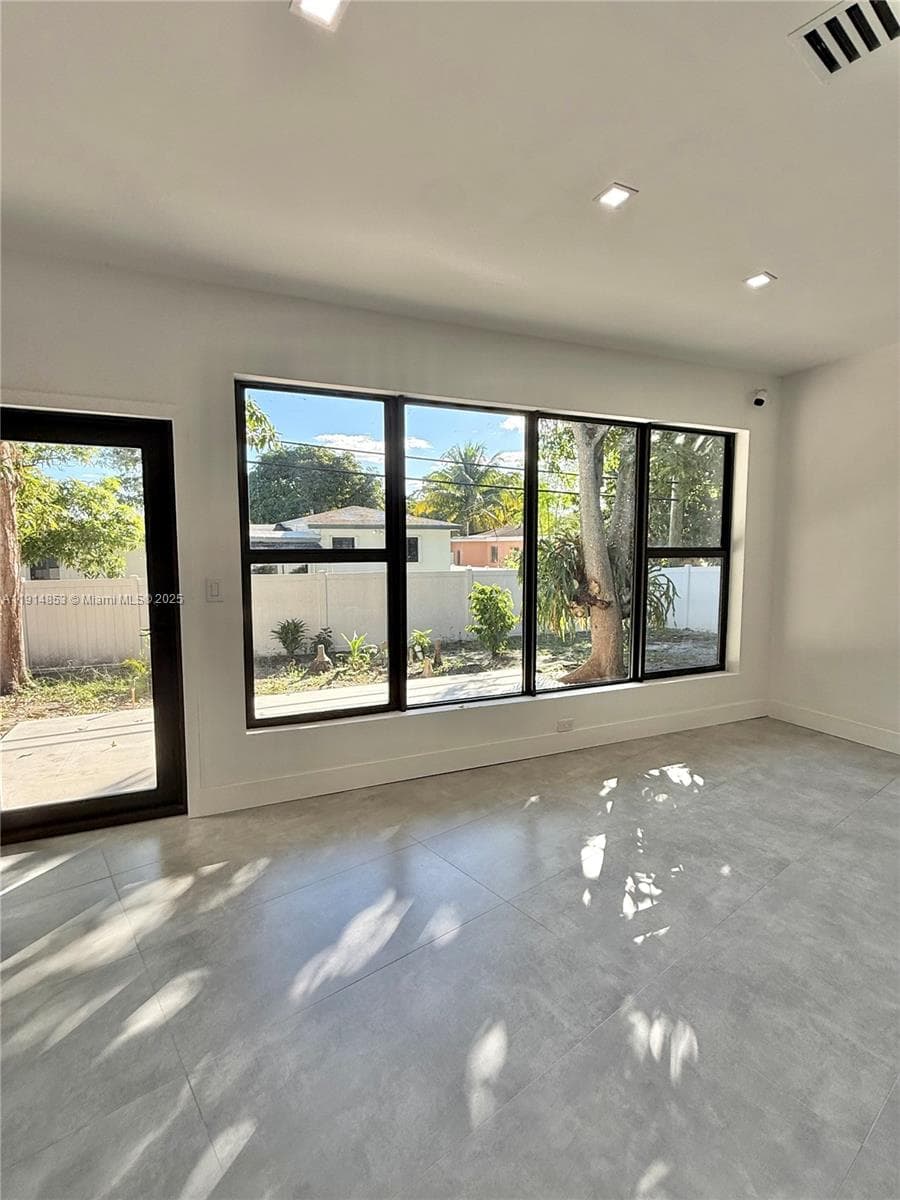12615 N Miami Ave #12615 photo 44