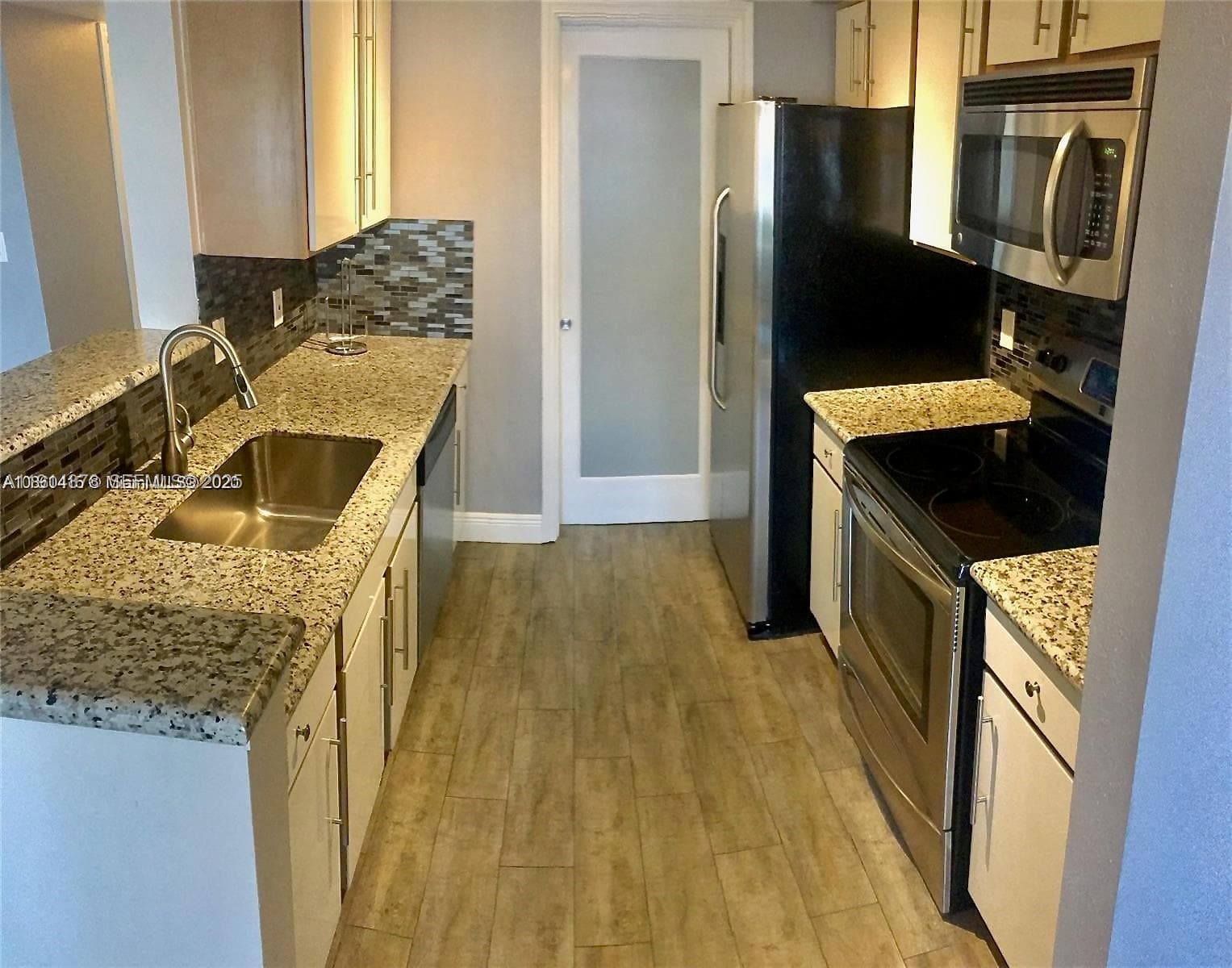 SAILBOAT POINTE CONDO · #1404 in Oakland Park - Photo 4