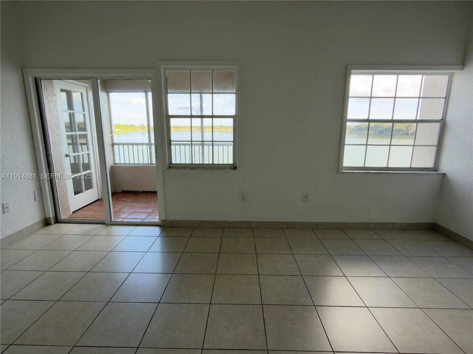 LAKEVIEW CLUB CONDO · #304 in Oakland Park - Photo 7