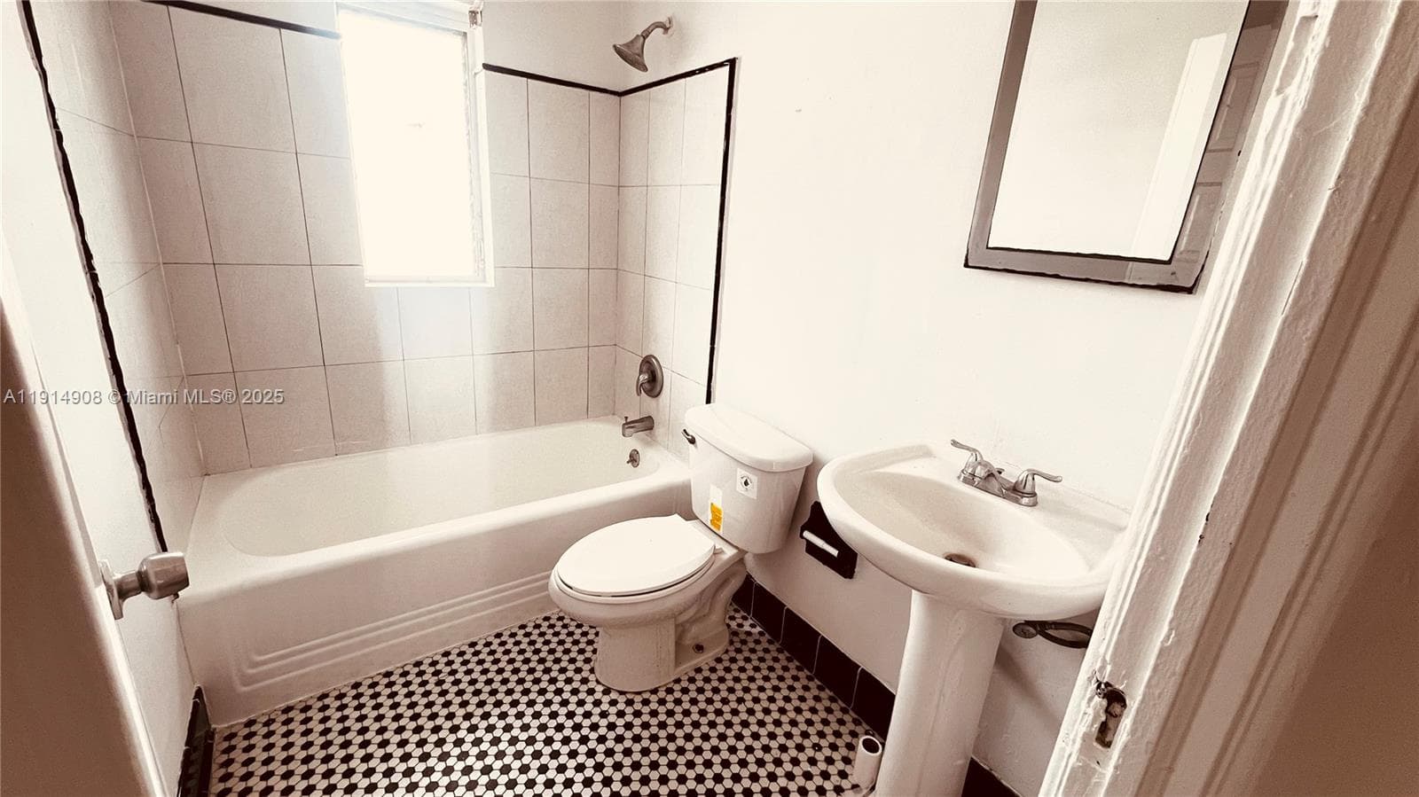 ALTON BEACH REALTY CO AMD · #U in Miami Beach - Photo 15