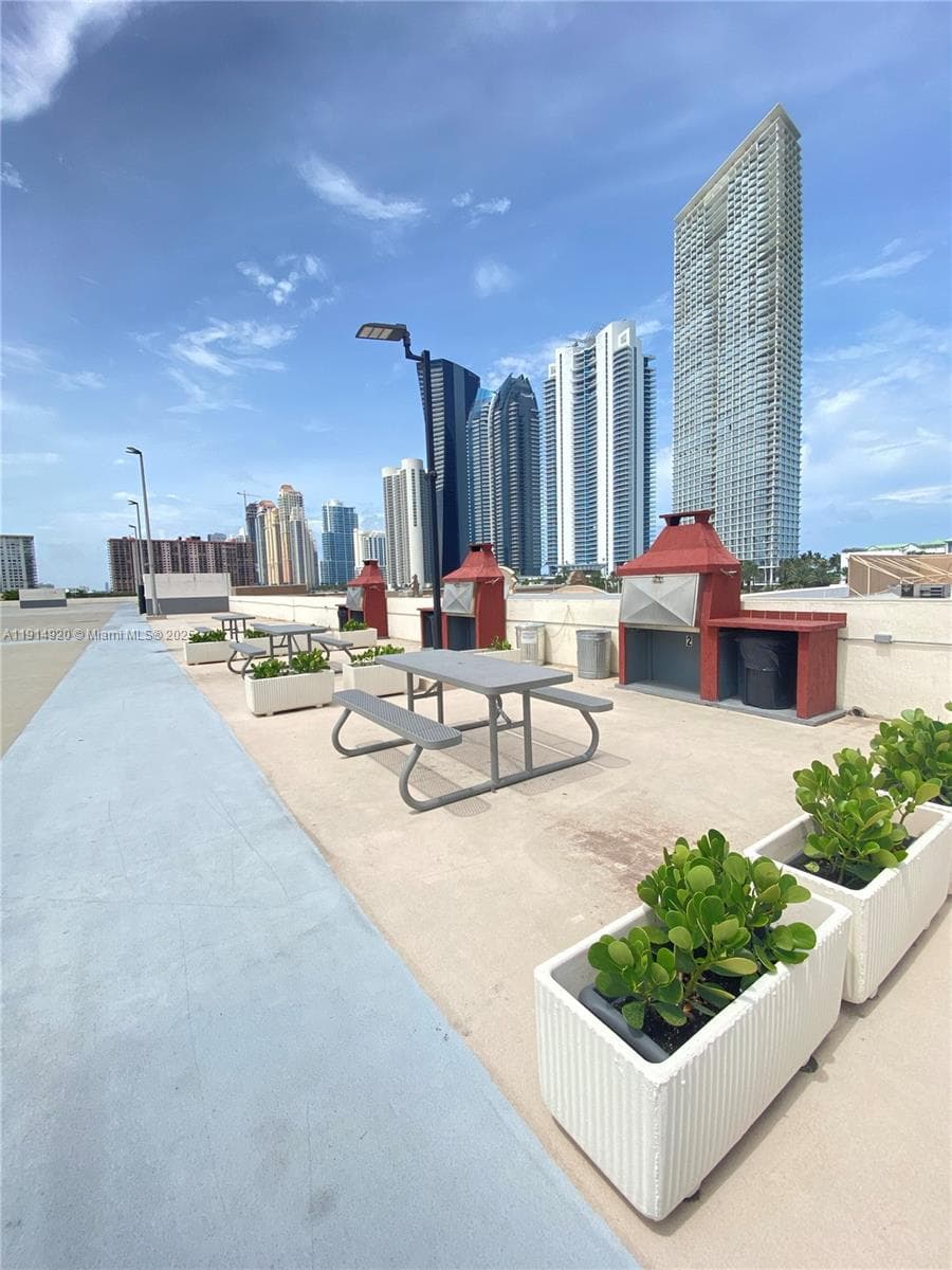 PLAZA OF AMERICAS CONDO P · #511 in Sunny Isles Beach - Photo 7