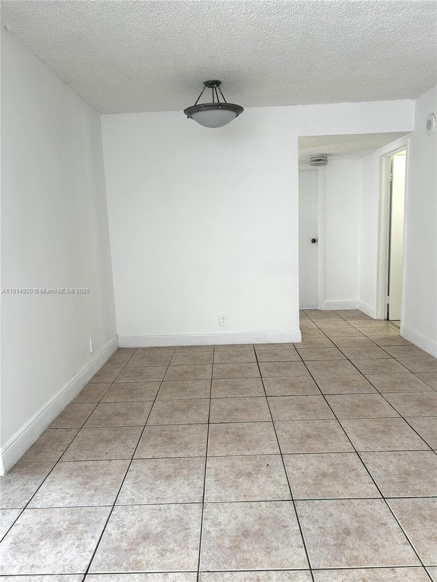 PLAZA OF AMERICAS CONDO P · #511 in Sunny Isles Beach - Photo 14