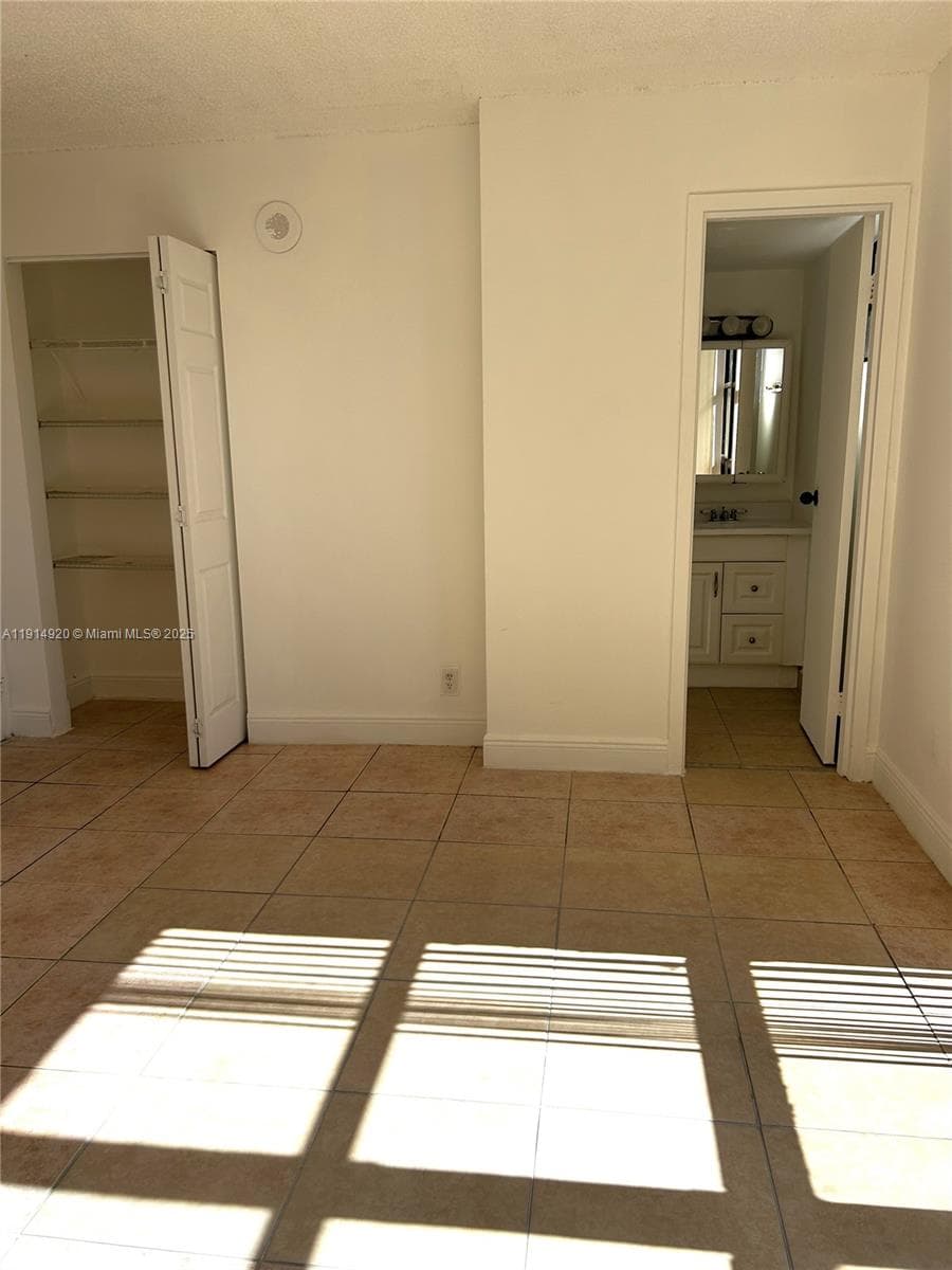 PLAZA OF AMERICAS CONDO P · #511 in Sunny Isles Beach - Photo 25