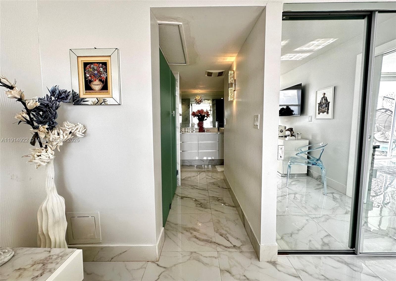 AQUASOL CONDO · #14M in Miami Beach - Photo 16