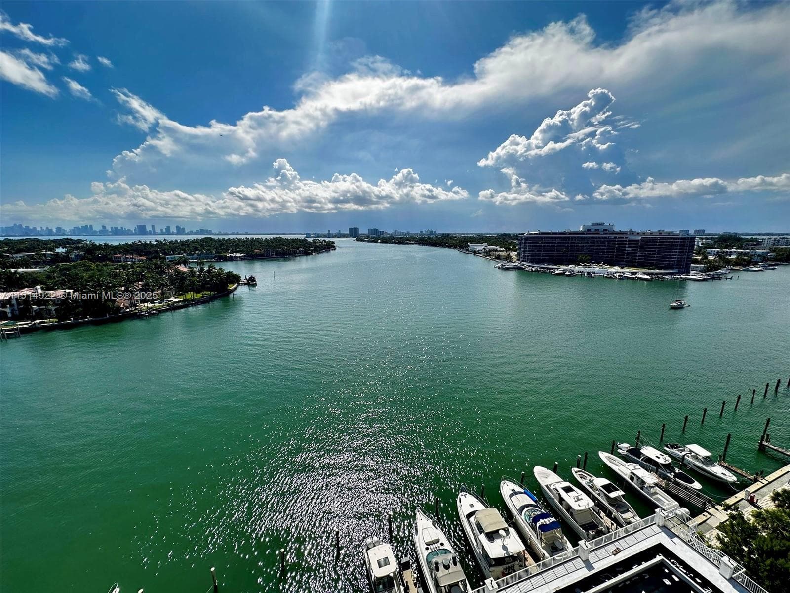 AQUASOL CONDO · #14M in Miami Beach - Photo 14