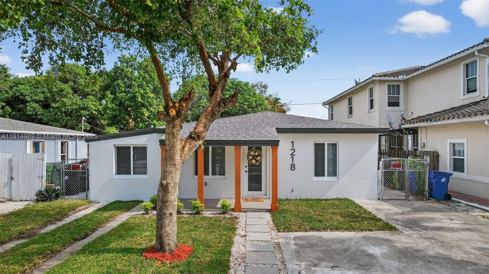 1218 NW 2nd Ave photo 4