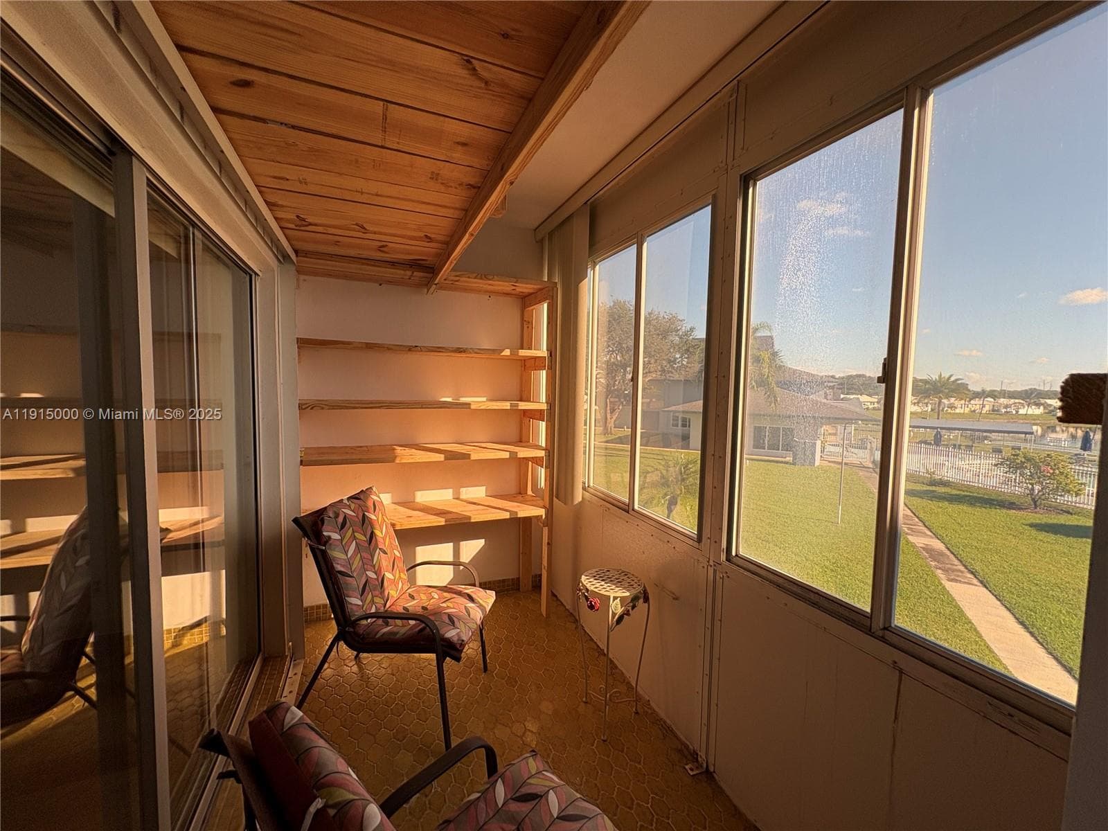 Enclosed balcony