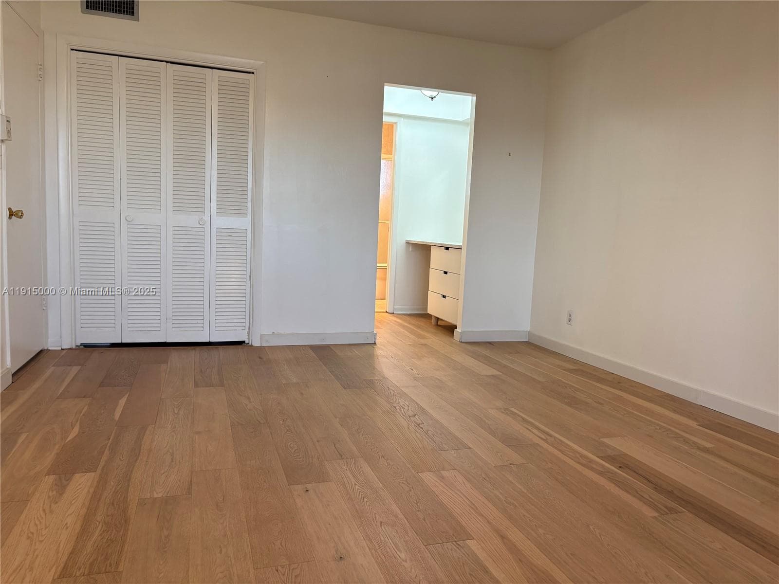 Huge master bedroom