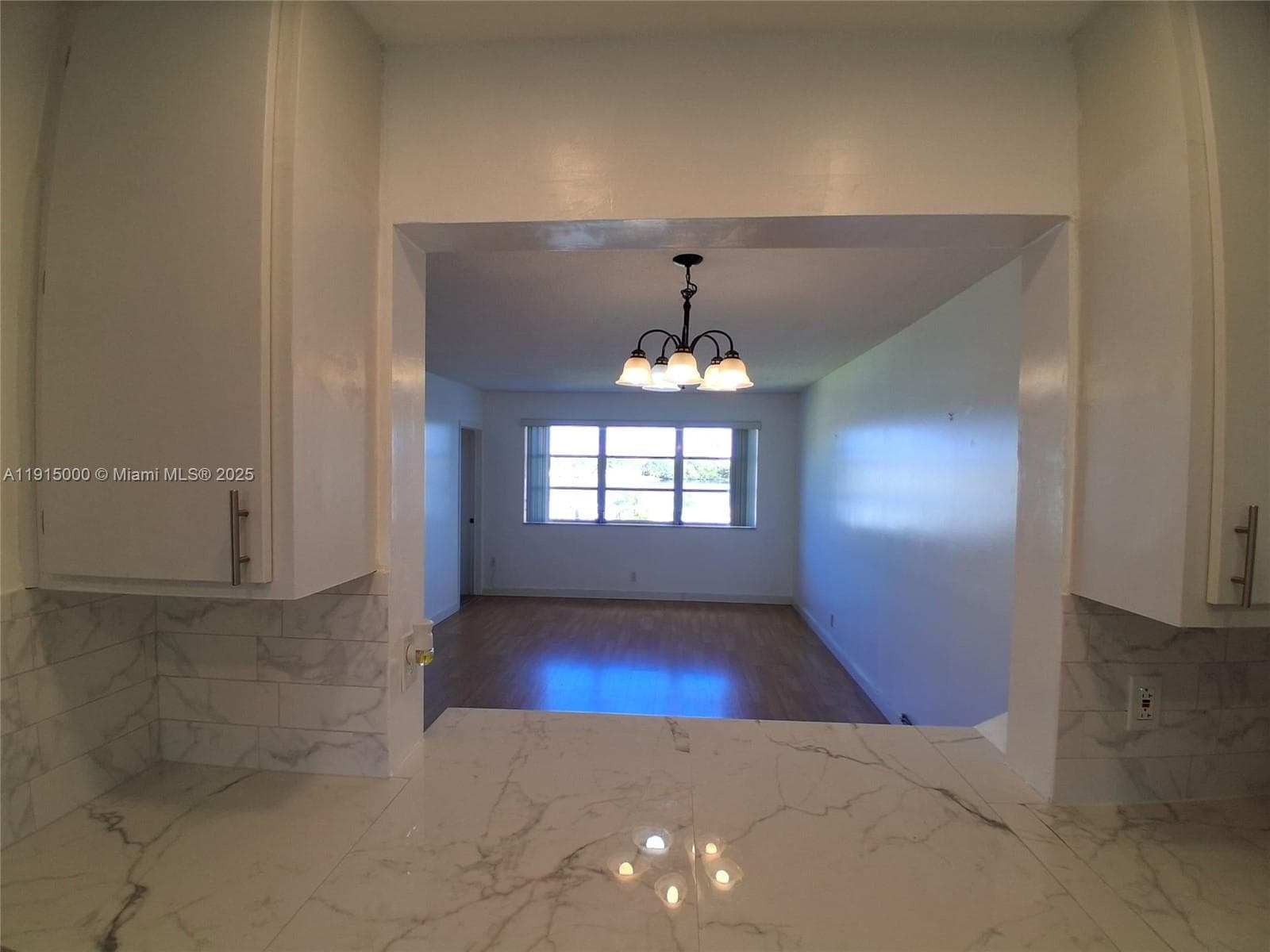 From kitchen to dinning living room