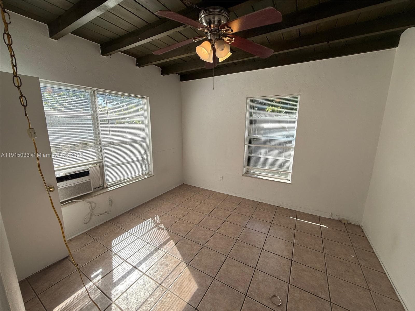 5820 Arthur St #back photo 1