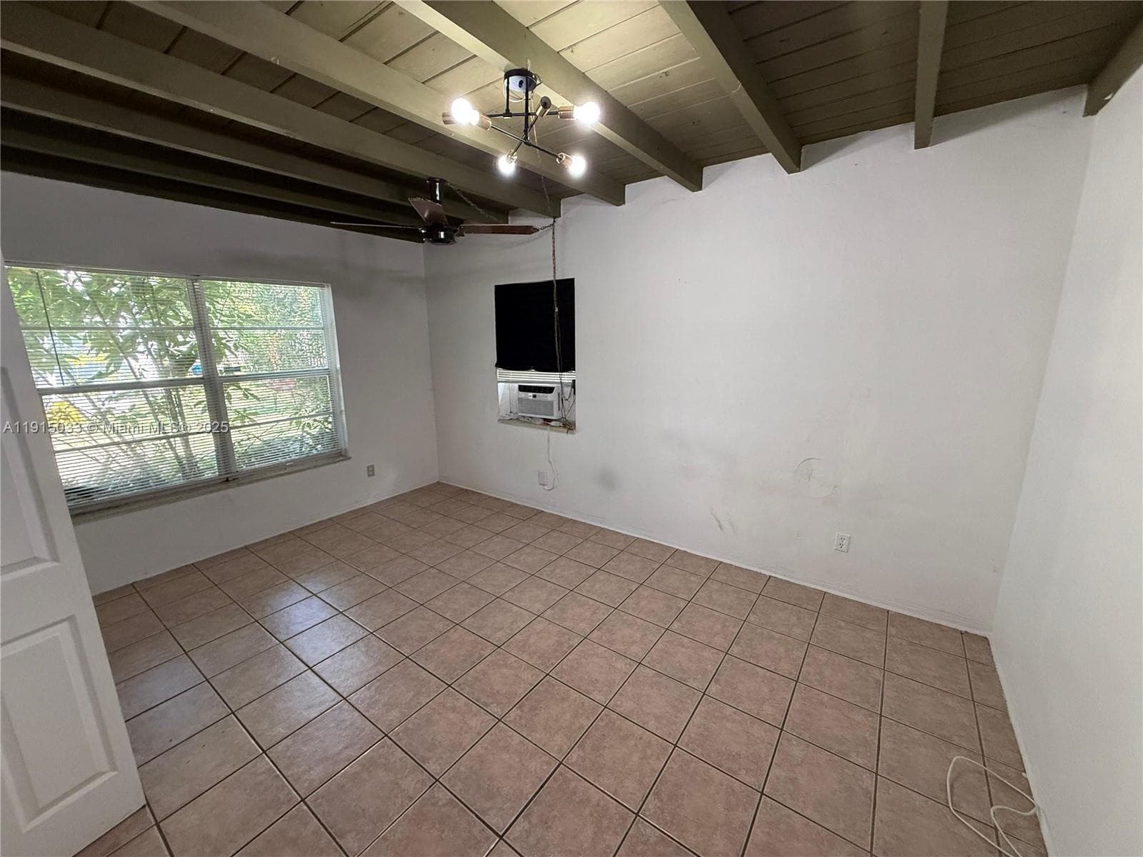 5820 Arthur St #back photo 8