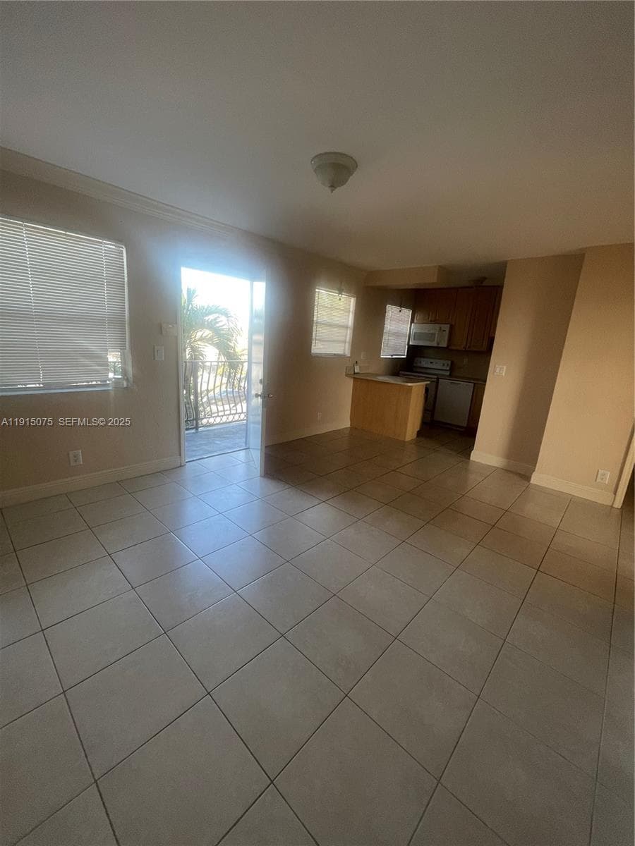 SEVILLA PALACE AT HALLAND · #309 in Hallandale Beach - Photo 8